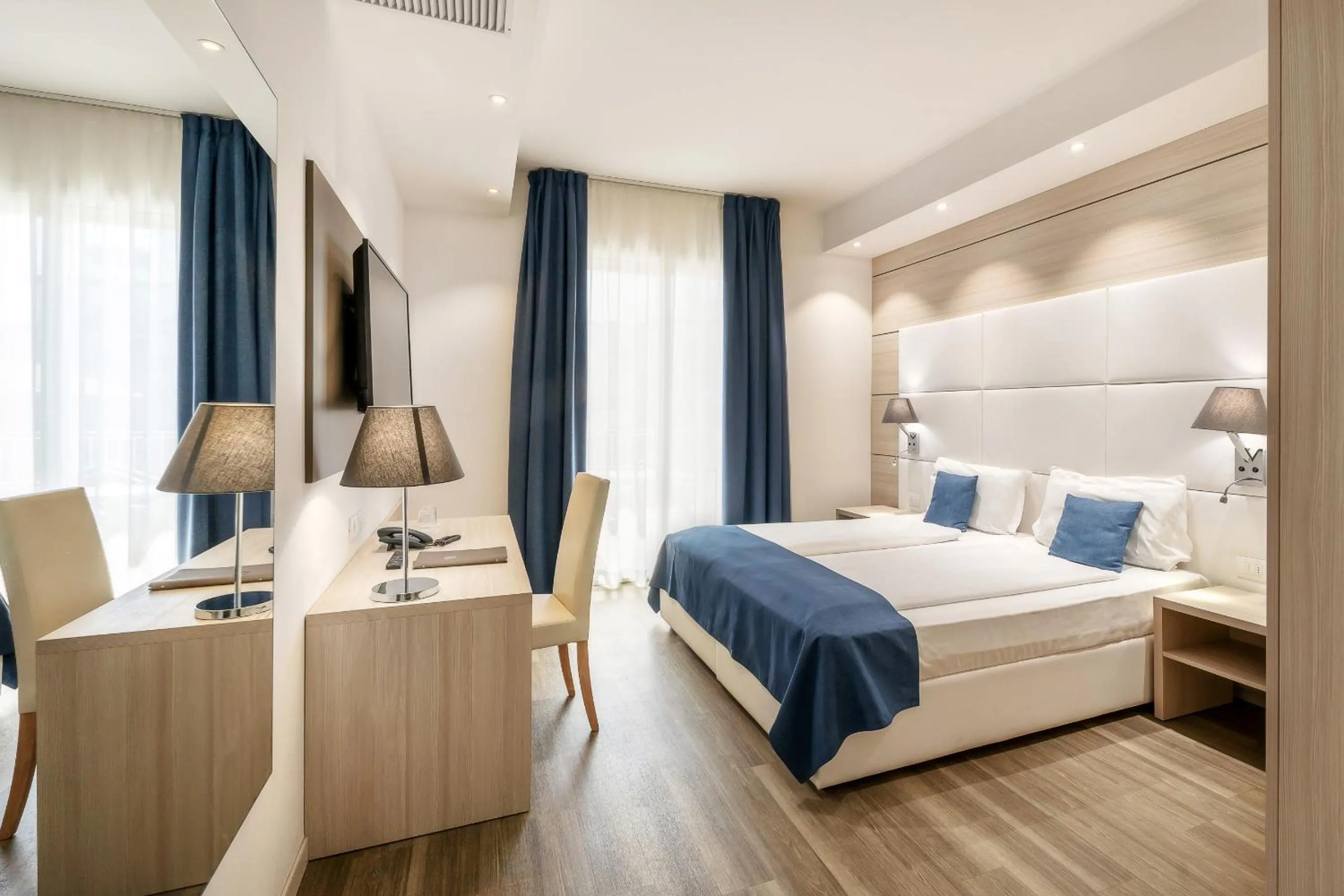 Bed in International Beach Hotel