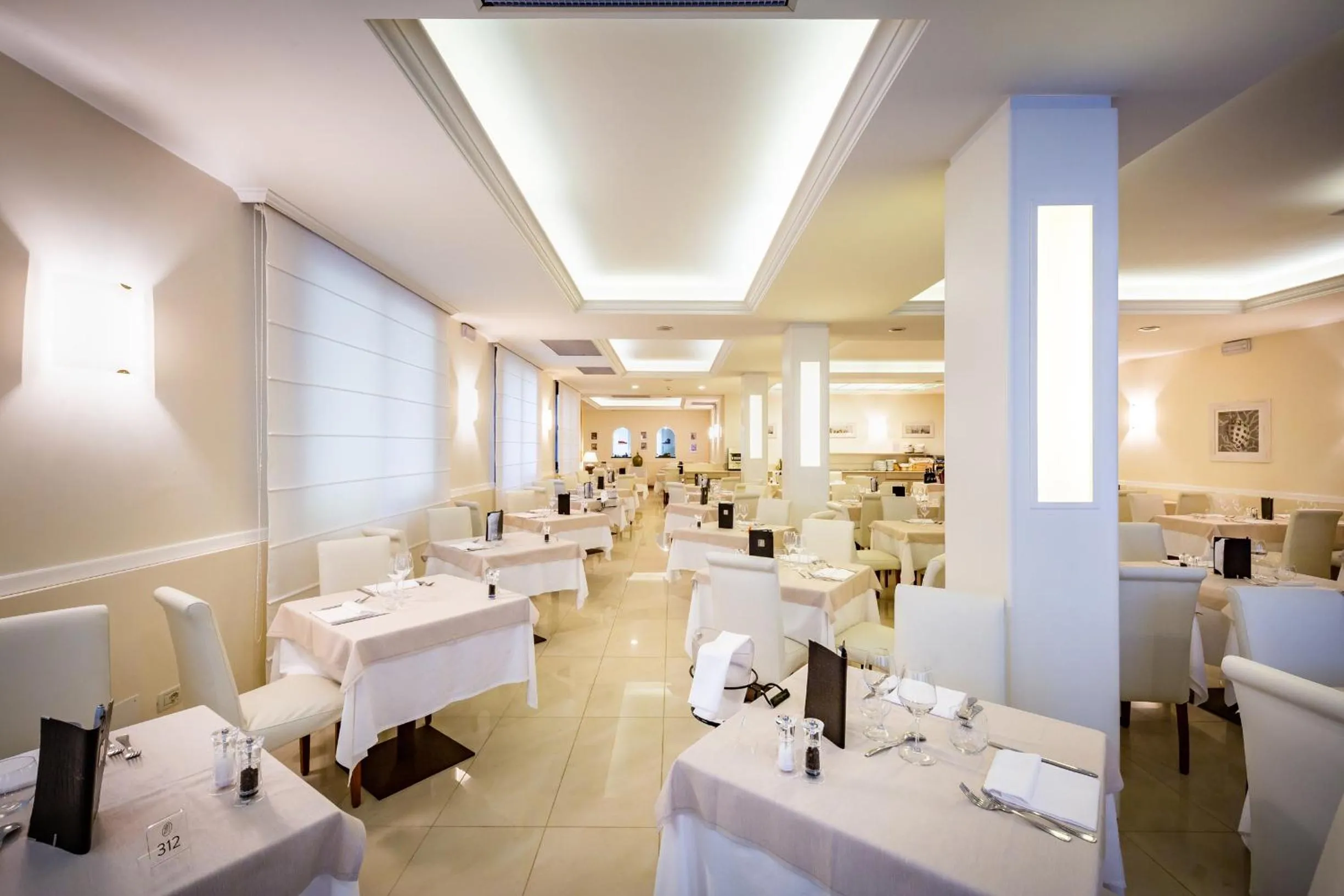 Dining area in International Beach Hotel