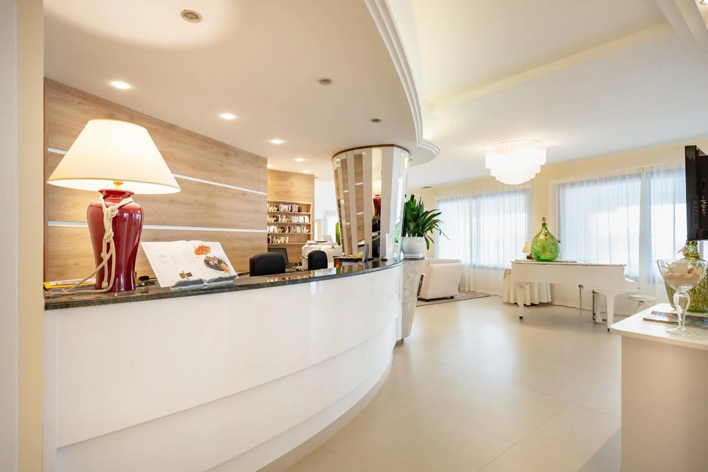 Lobby or reception in International Beach Hotel