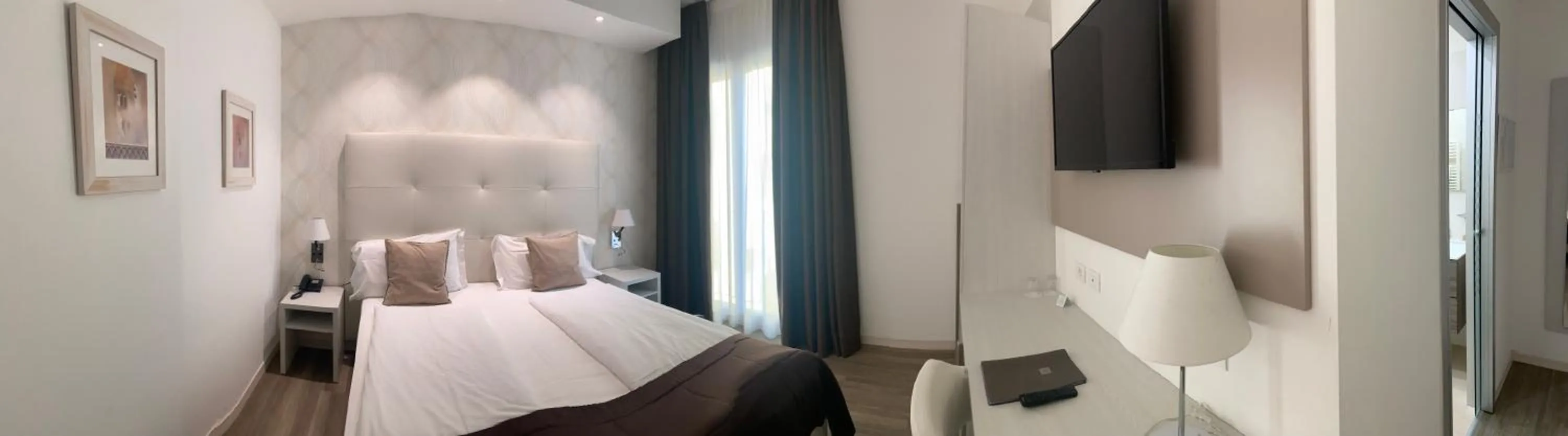 Bed in International Beach Hotel