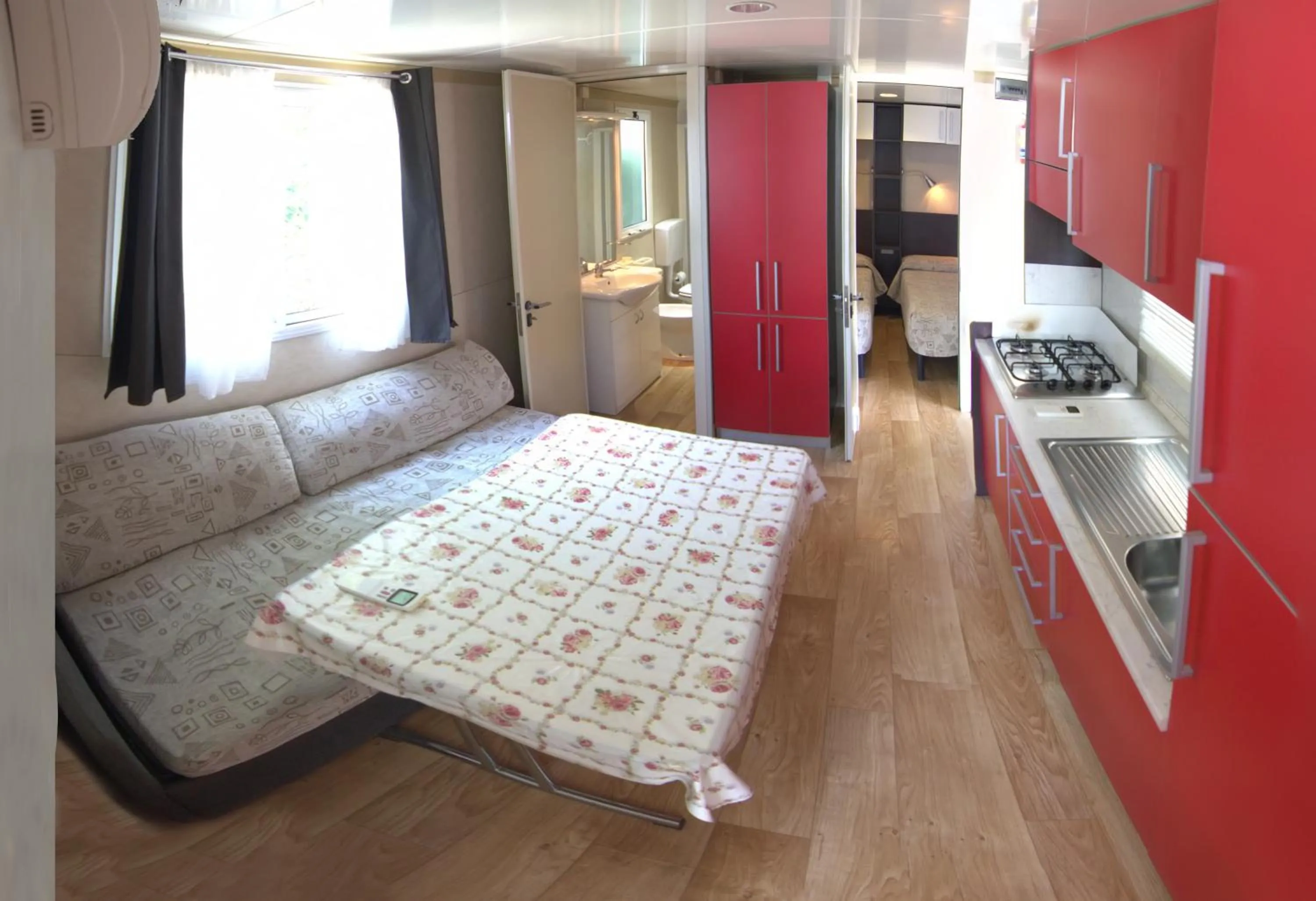 Bathroom, Bed in Camping La Focetta Sicula