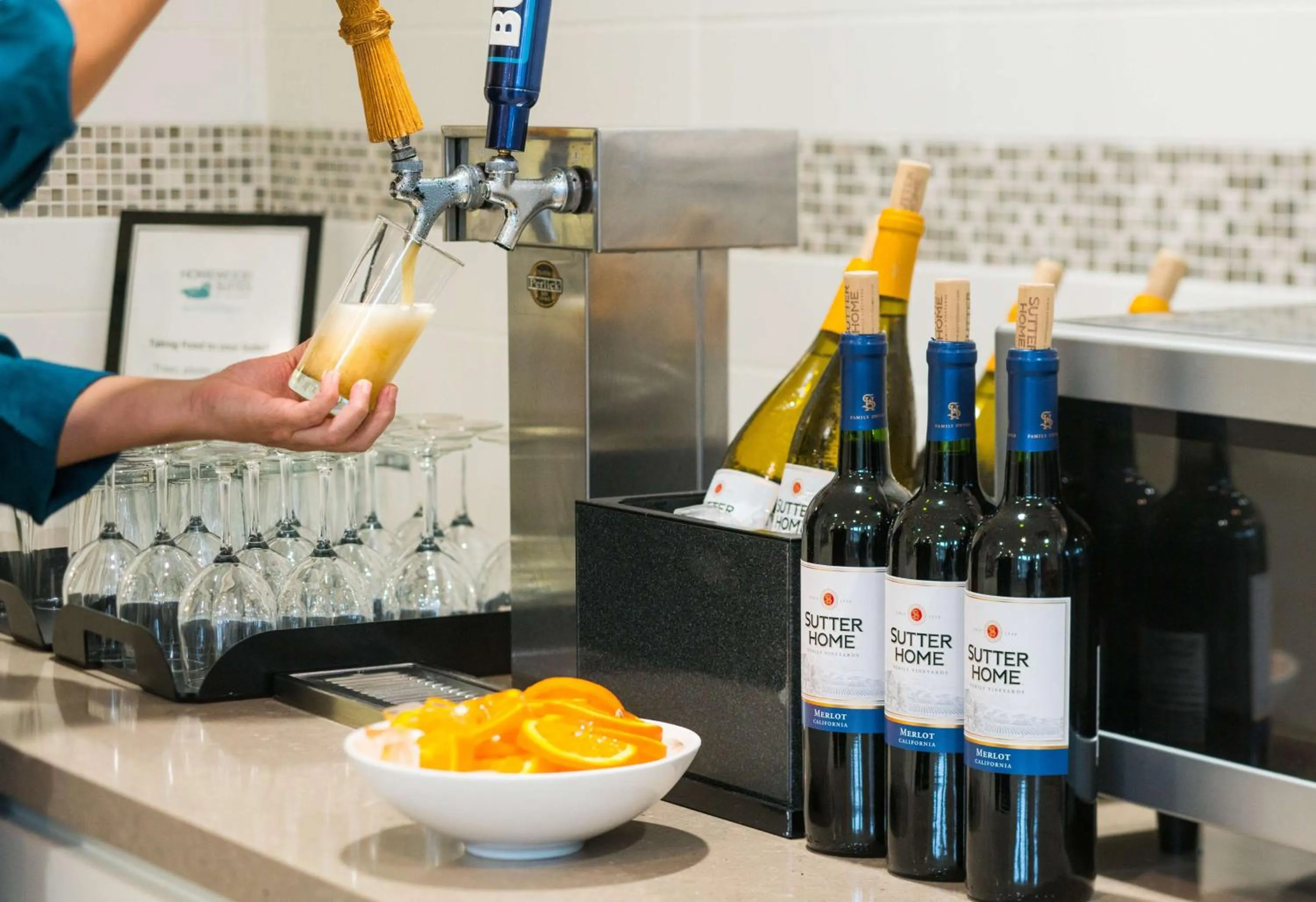 Dining area in Homewood Suites by Hilton-Anaheim