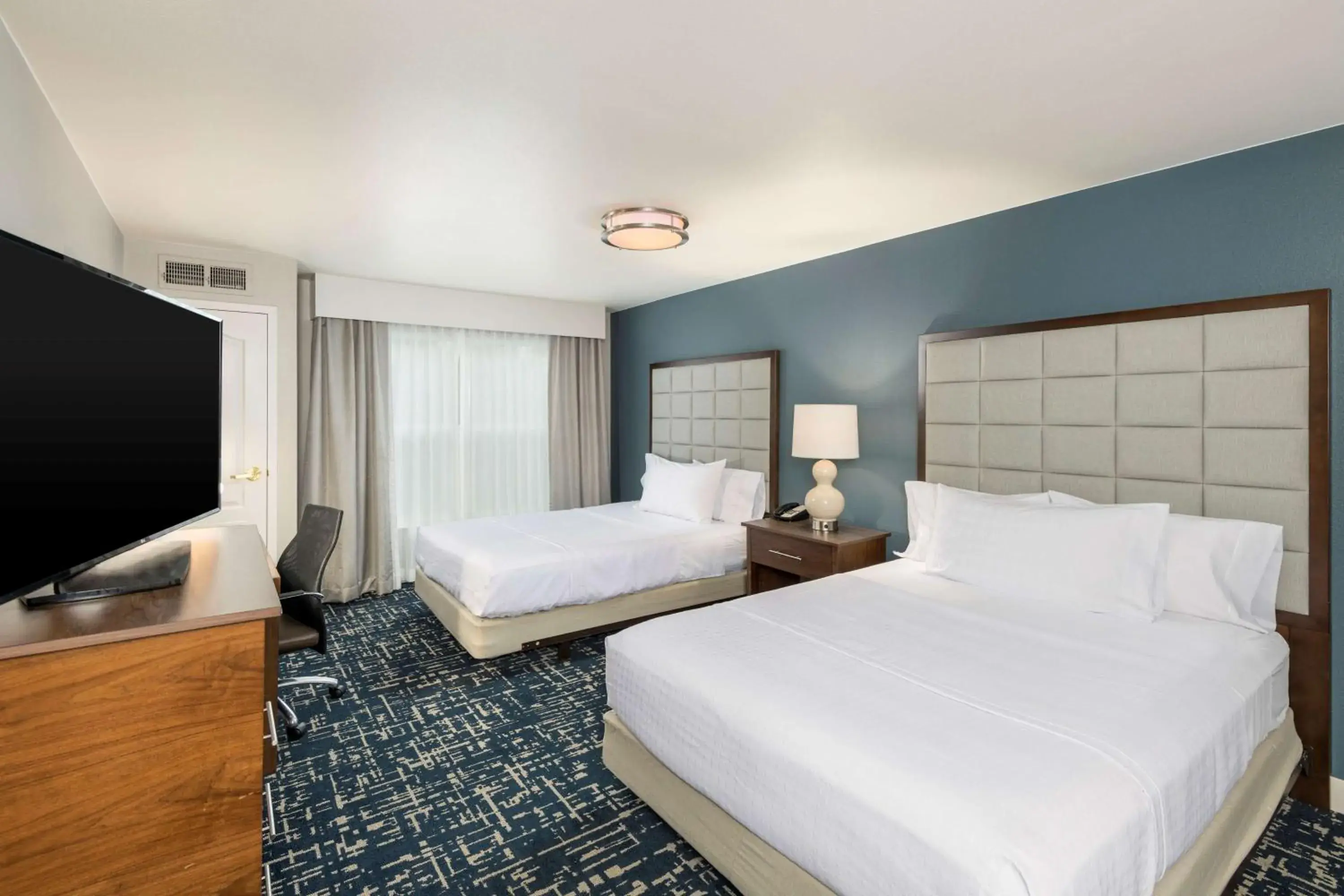 Bed in Homewood Suites by Hilton Mount Laurel Bed in Homewood Suites by Hilton Mount Laurel