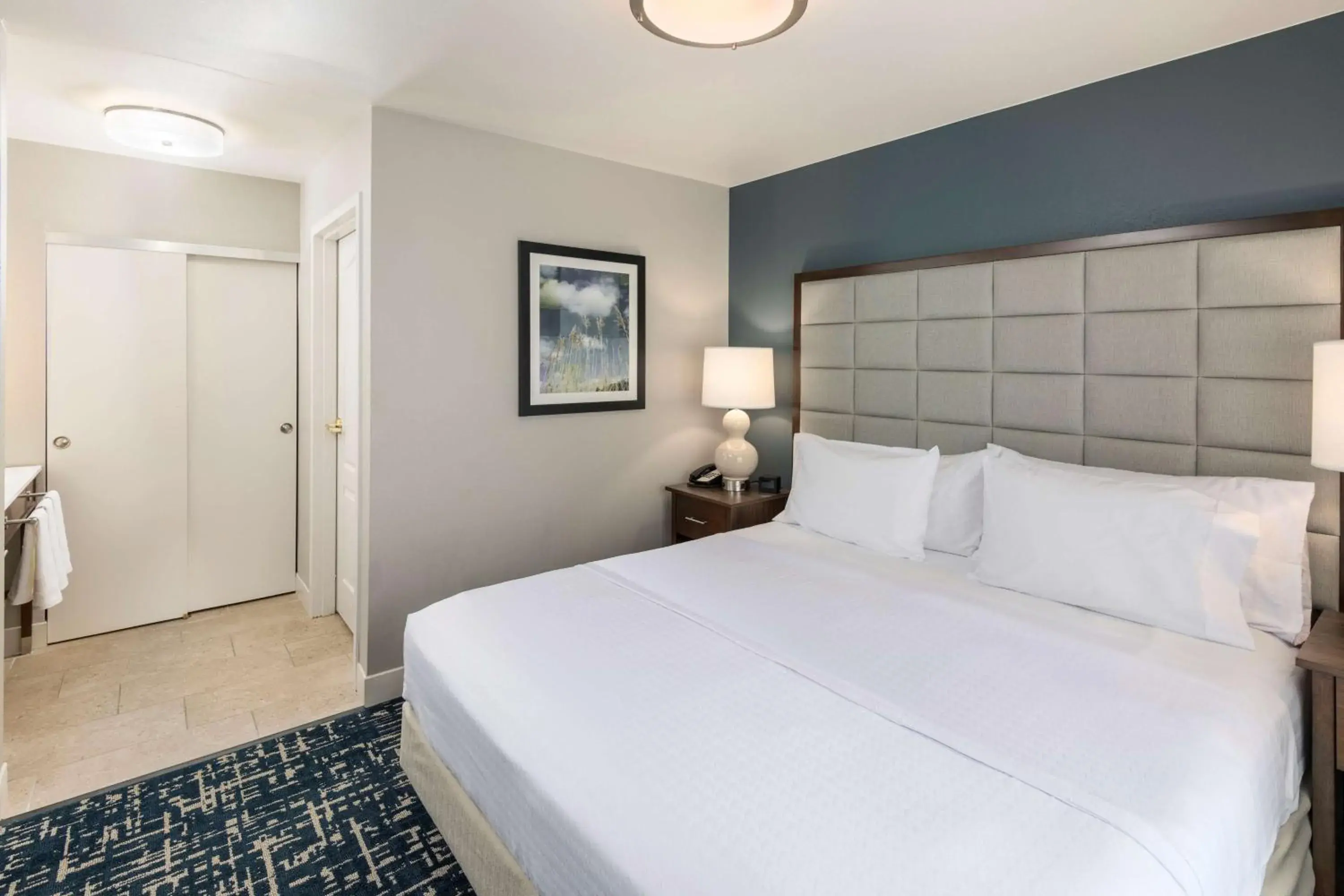 Bedroom, Bed in Homewood Suites by Hilton Mount Laurel Bedroom, Bed in Homewood Suites by Hilton Mount Laurel