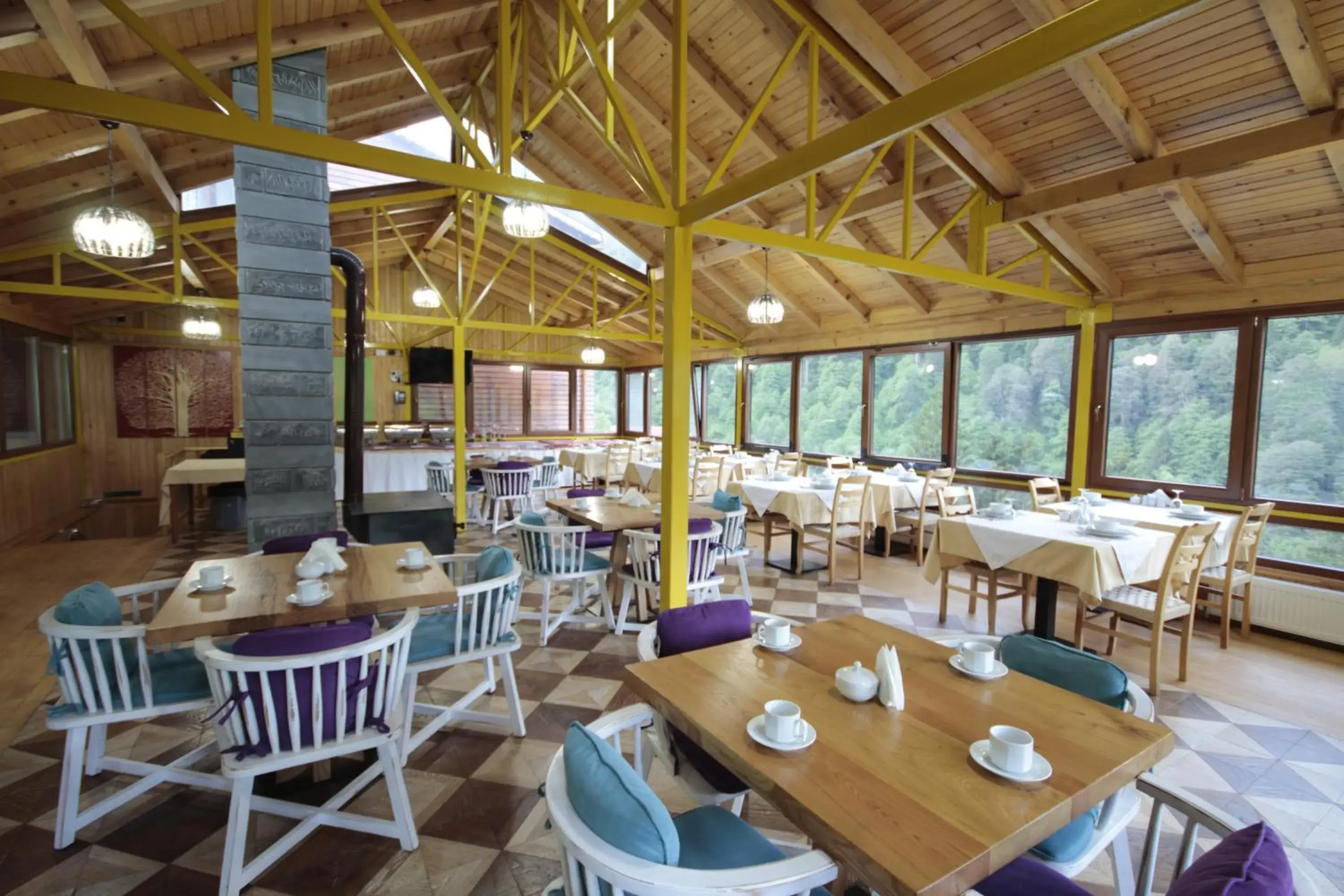 Restaurant/places to eat in Ayderoom Hotel Restaurant/places to eat in Ayderoom Hotel