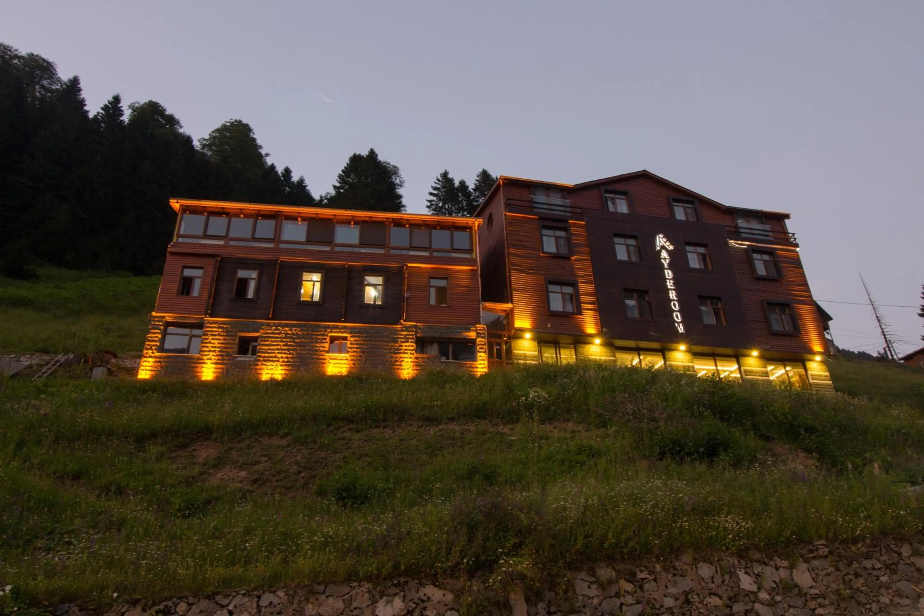 Facade/entrance in Ayderoom Hotel