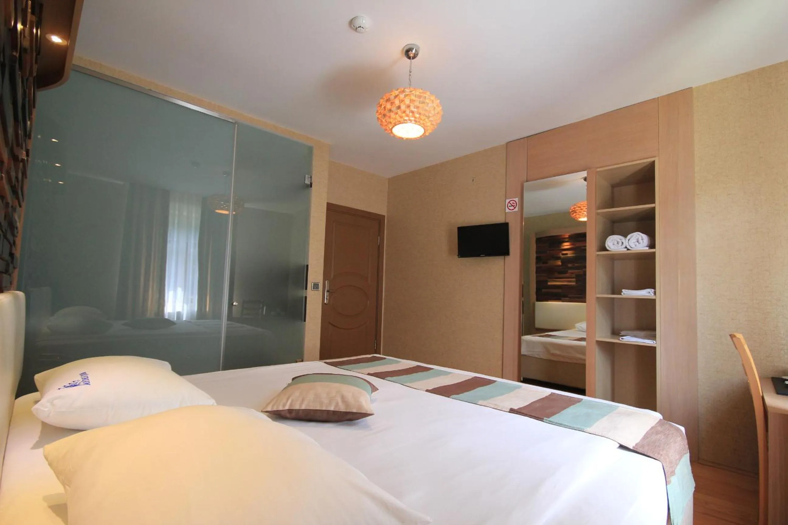 Massage, Bed in Ayderoom Hotel