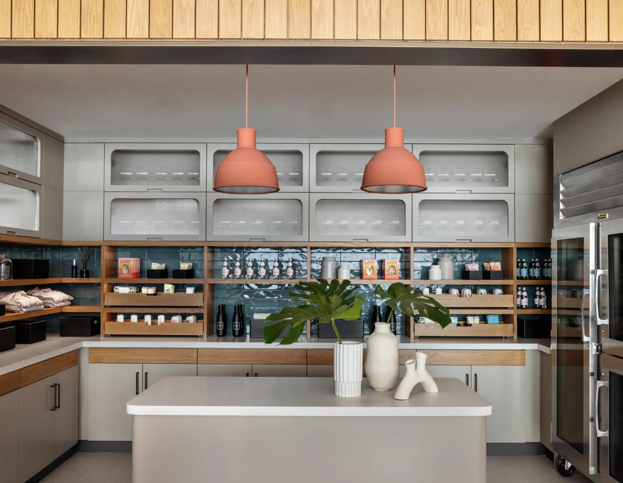 Lounge or bar in Kimpton Theta New York - Times Square by IHG