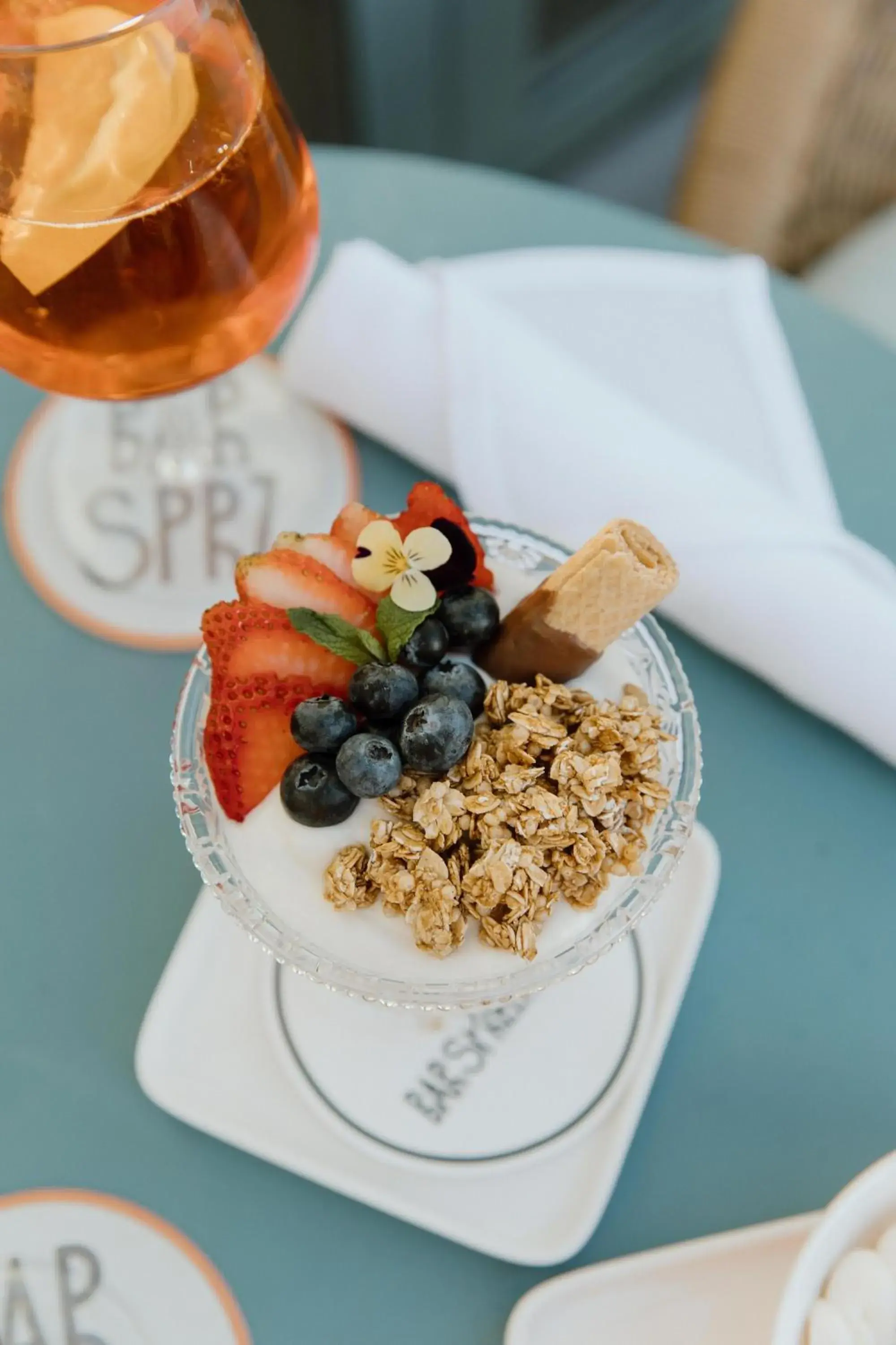 Breakfast in Kimpton Theta New York - Times Square by IHG Breakfast in Kimpton Theta New York - Times Square by IHG