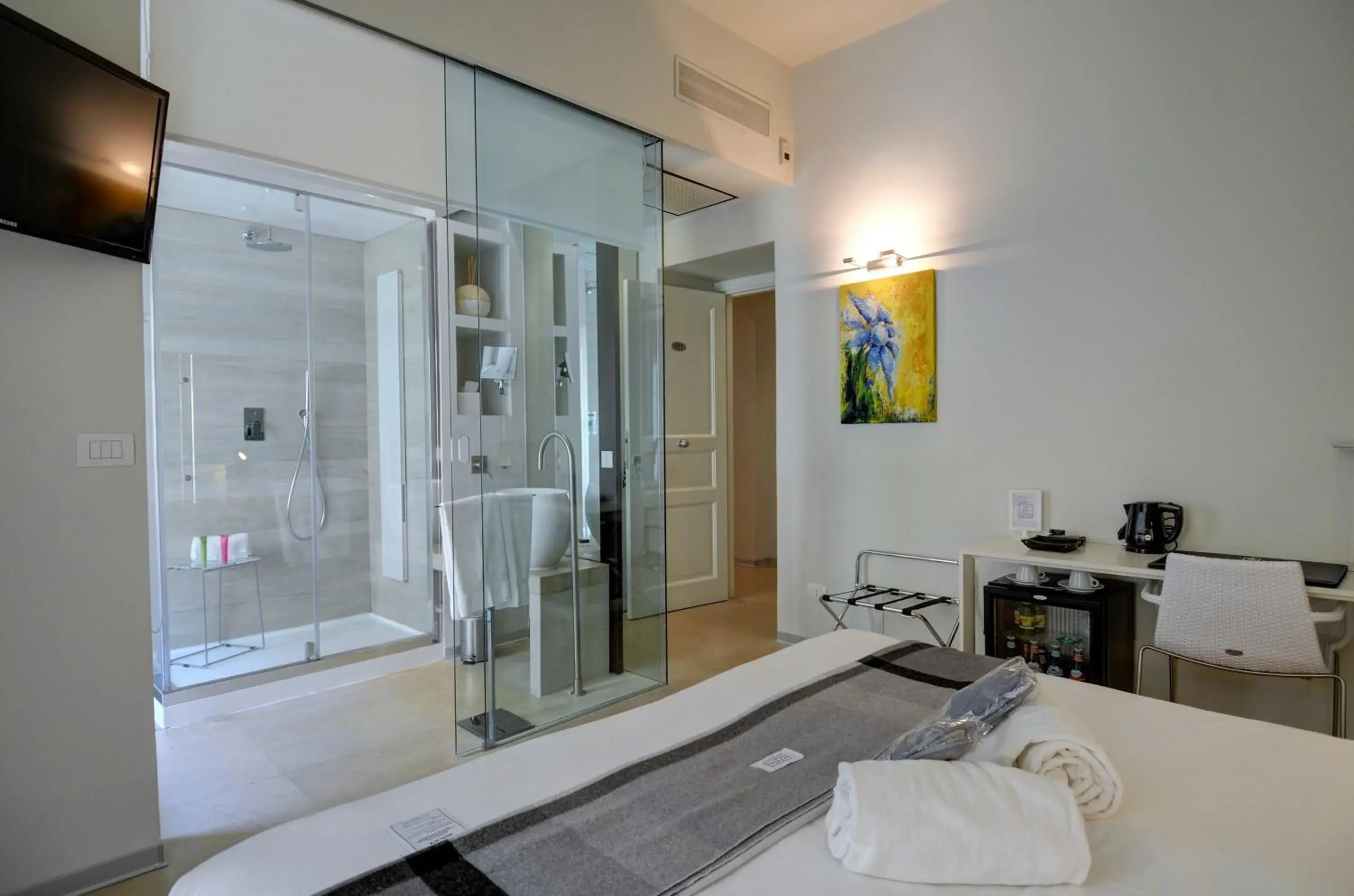 Area and facilities, Bathroom in Porta del Tocco Design Rooms