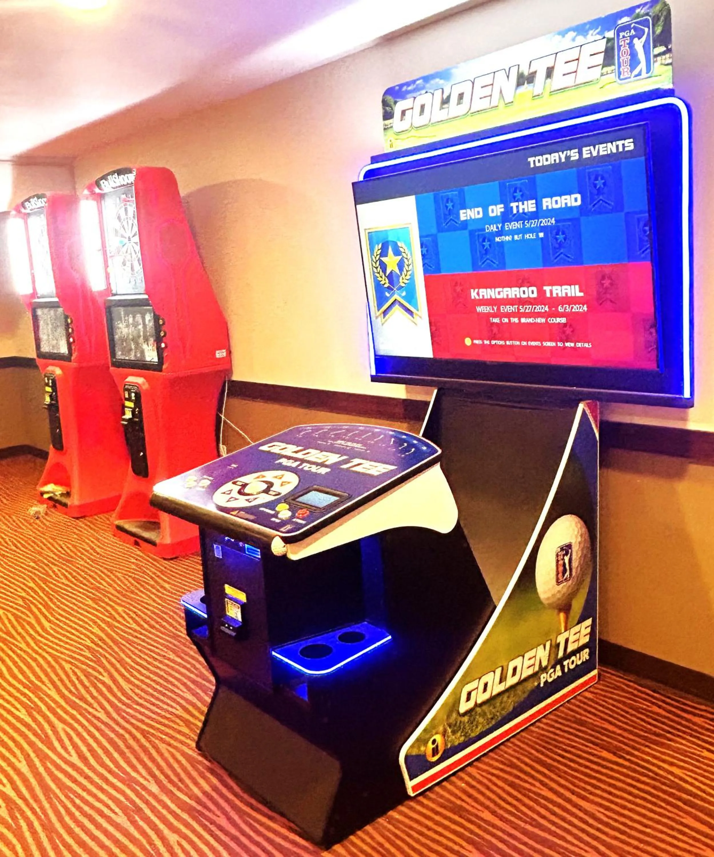 Game Room in Ramada by Wyndham Columbus Hotel & Conference Center