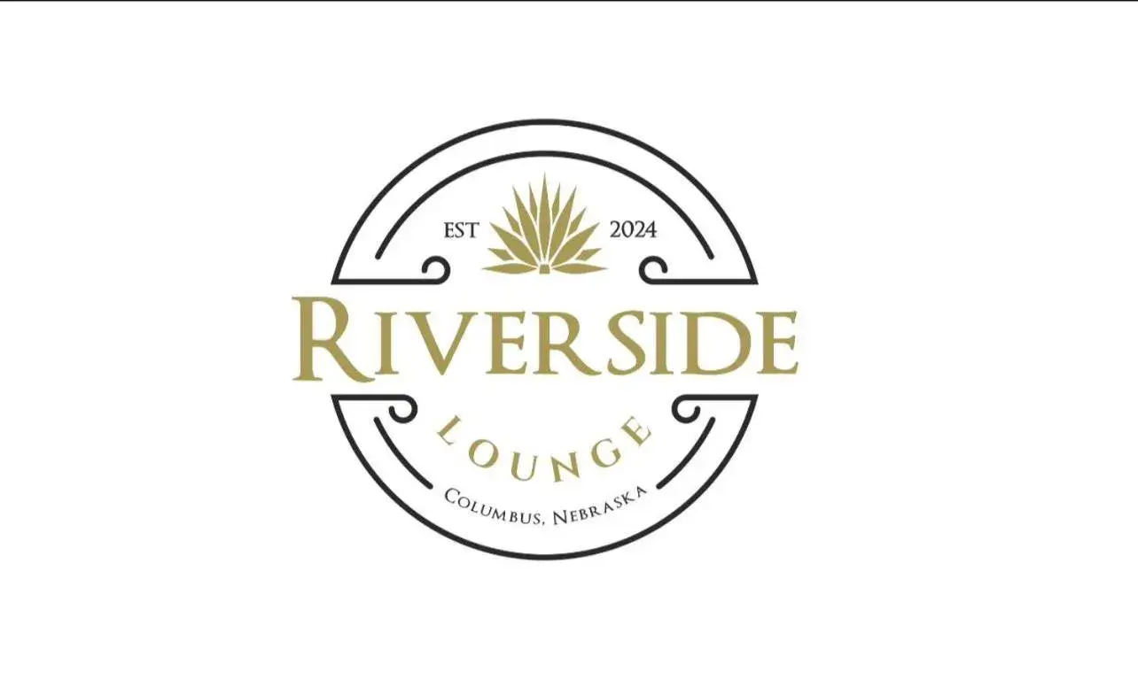 Lounge or bar in Ramada by Wyndham Columbus Hotel & Conference Center Lounge or bar in Ramada by Wyndham Columbus Hotel & Conference Center