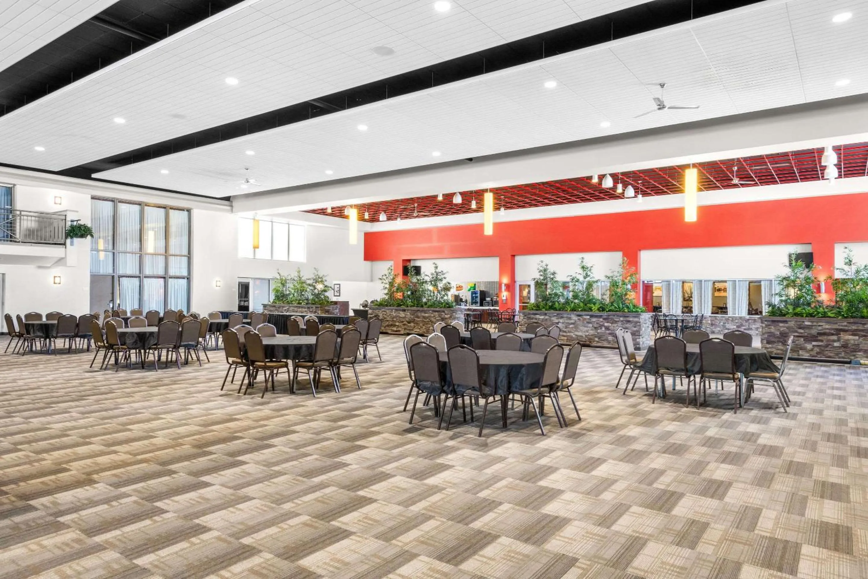 Meeting/conference room in Ramada by Wyndham Columbus Hotel & Conference Center