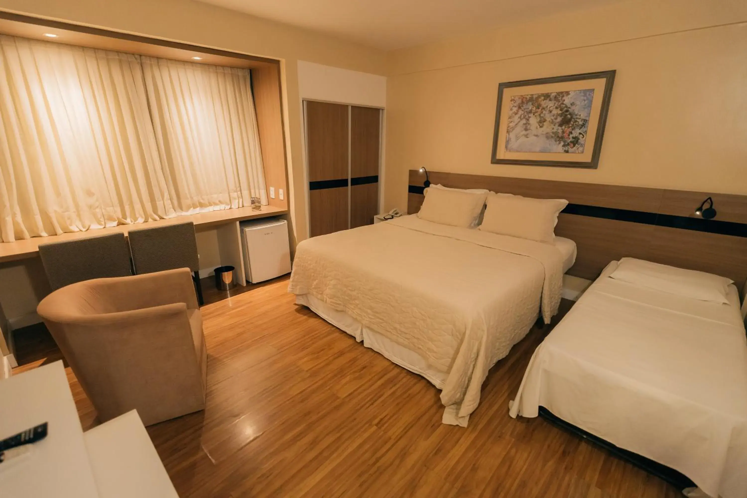 Bed in Hotel Serrano Bed in Hotel Serrano