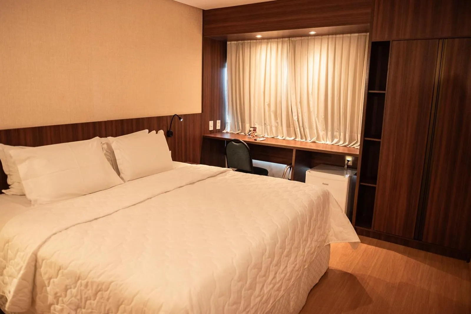 Bed in Hotel Serrano