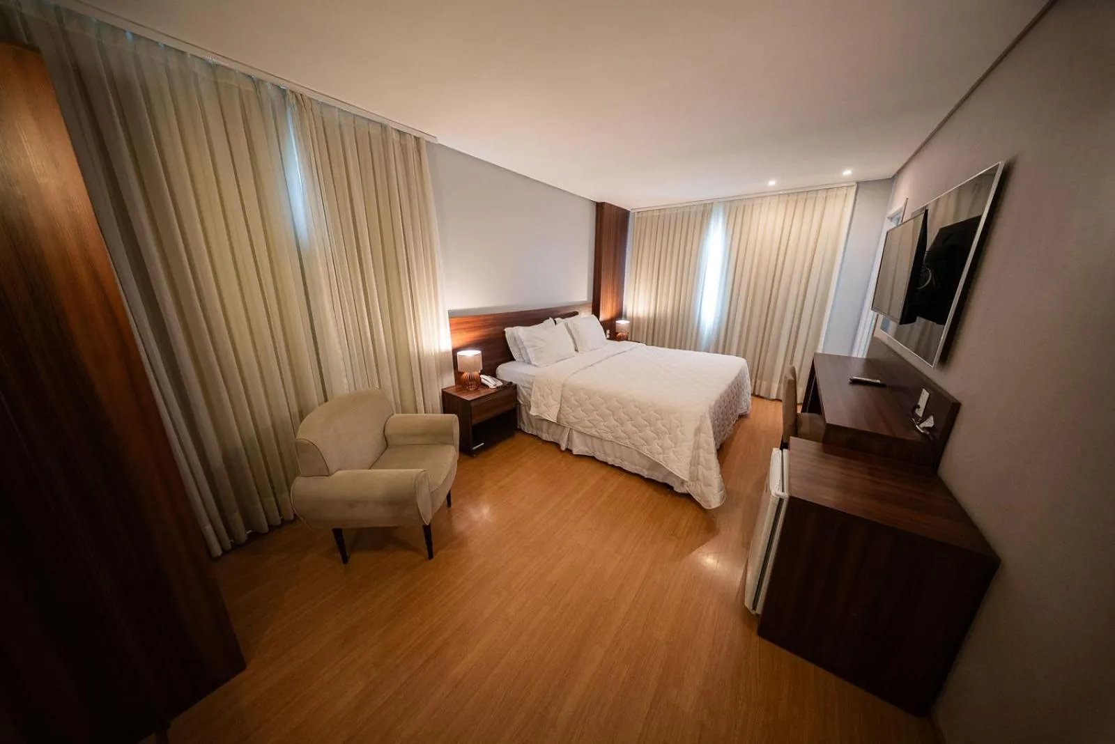 Bed in Hotel Serrano