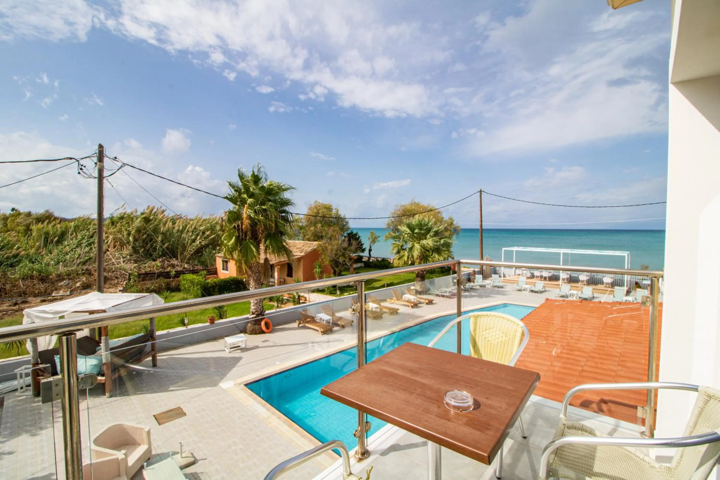 SunRose Beach Aparthotel