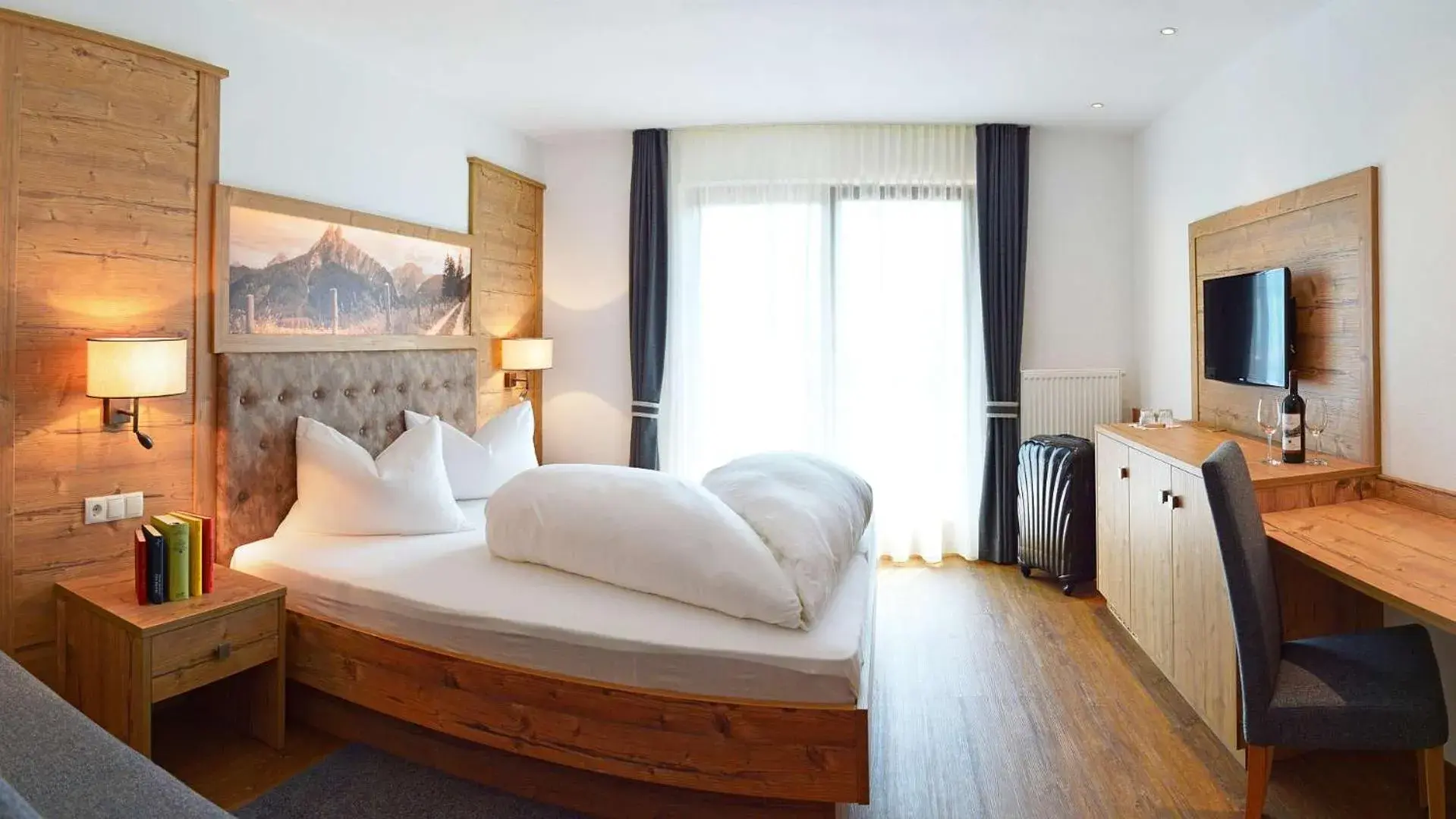 Double or Twin Room with Balcony in Hotel Trenker Double or Twin Room with Balcony in Hotel Trenker