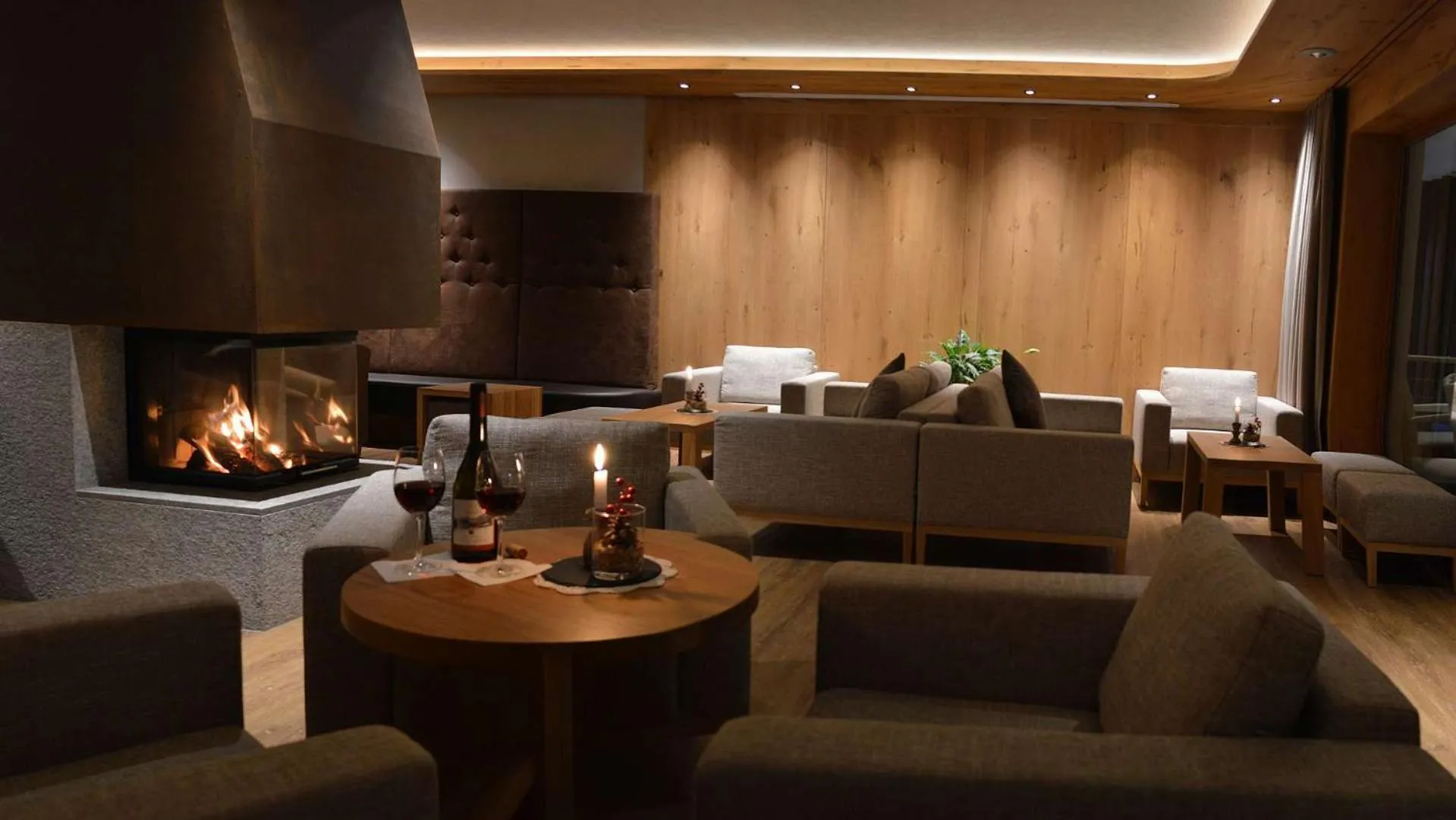 Lounge or bar in Hotel Trenker