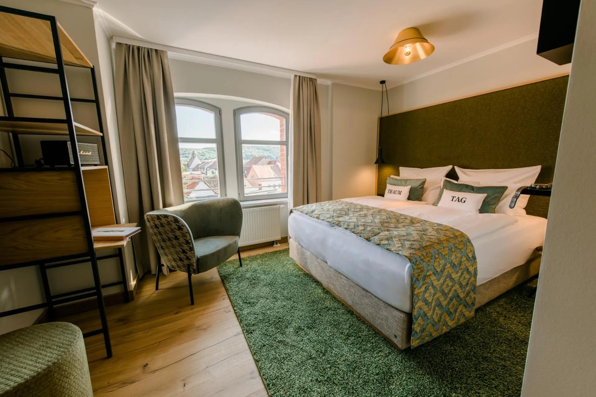 Bed in Weinhotel Freylich Zahn