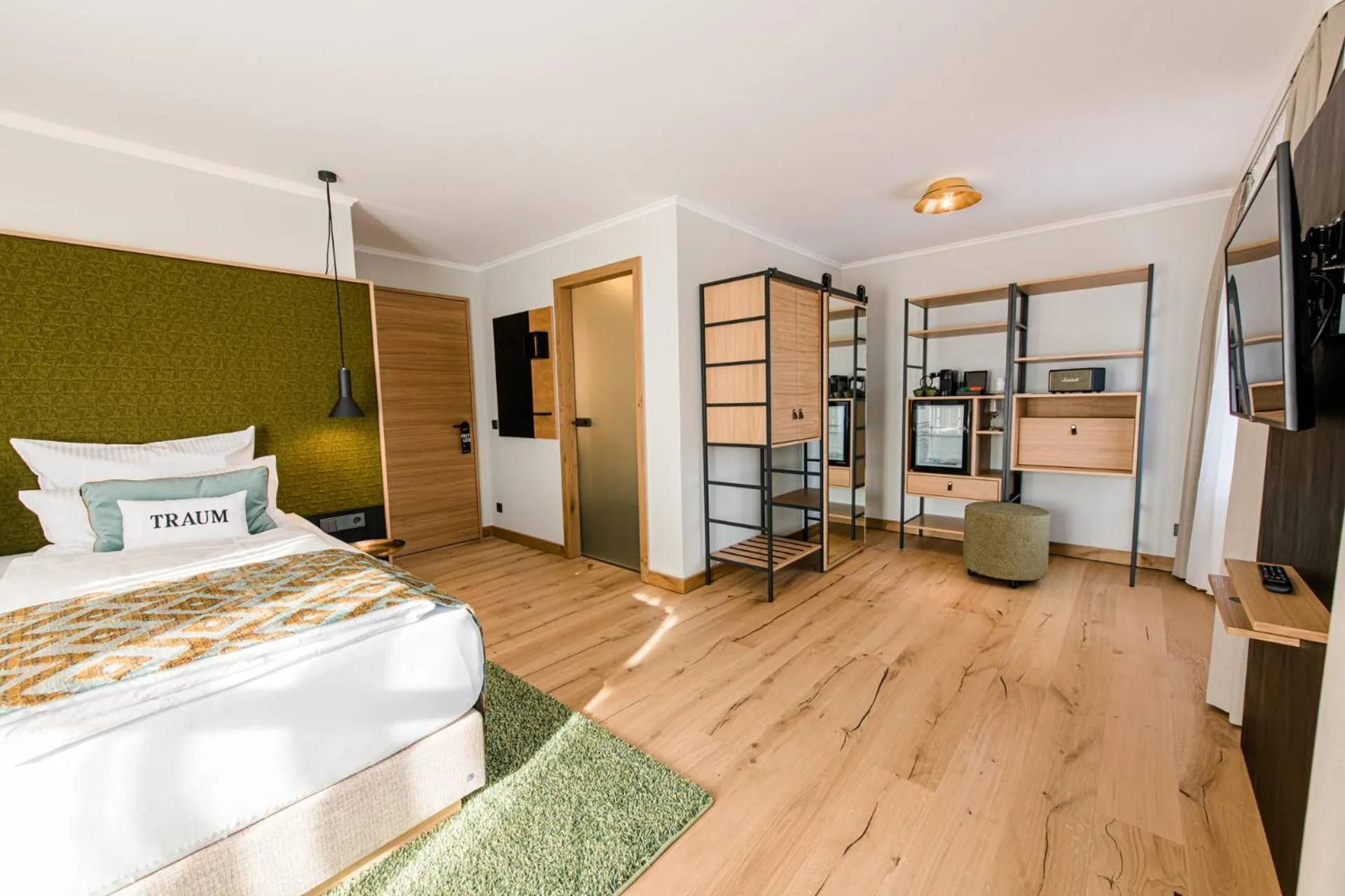 Bed in Weinhotel Freylich Zahn