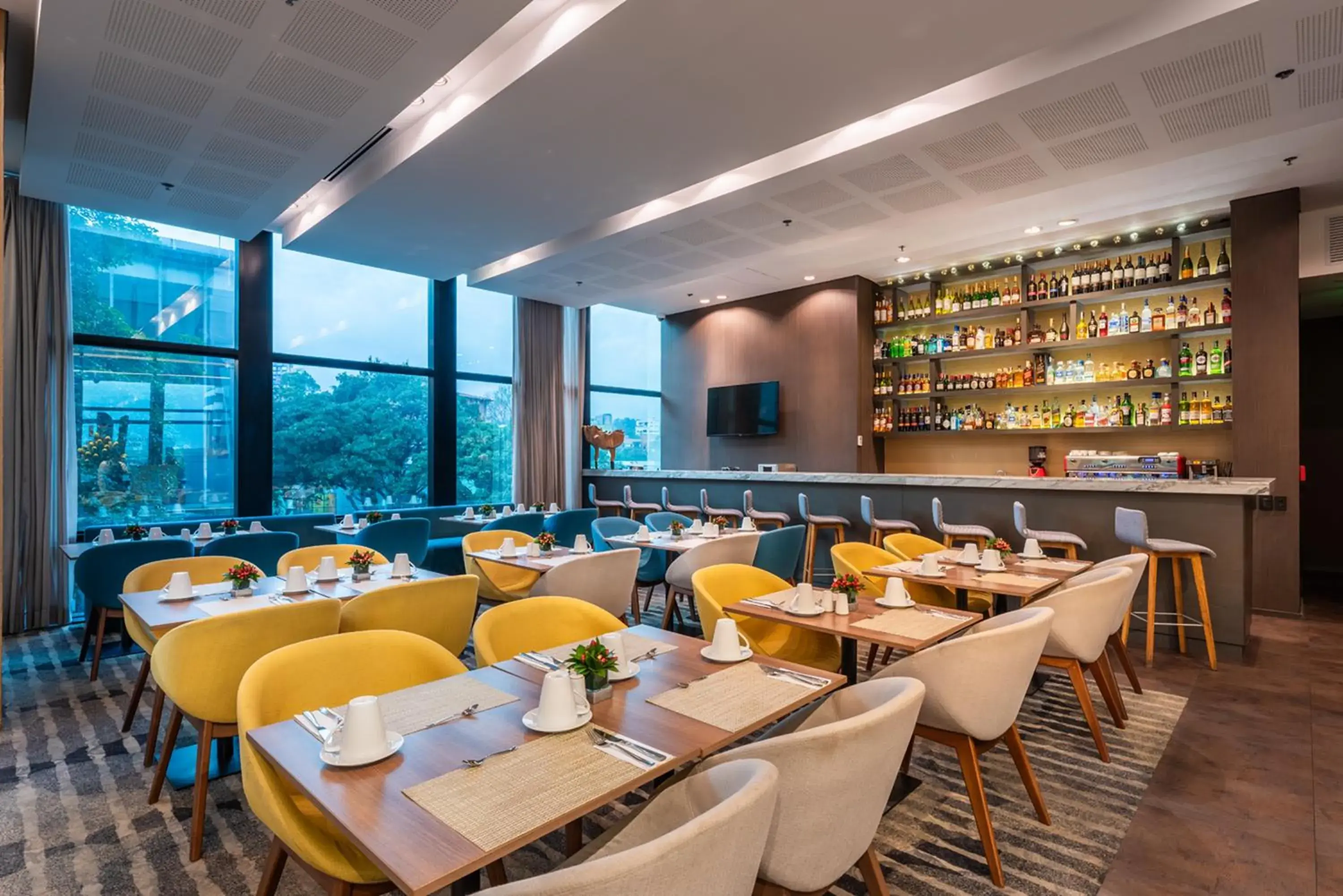 Restaurant/places to eat in Hotel Estelar Square Restaurant/places to eat in Hotel Estelar Square