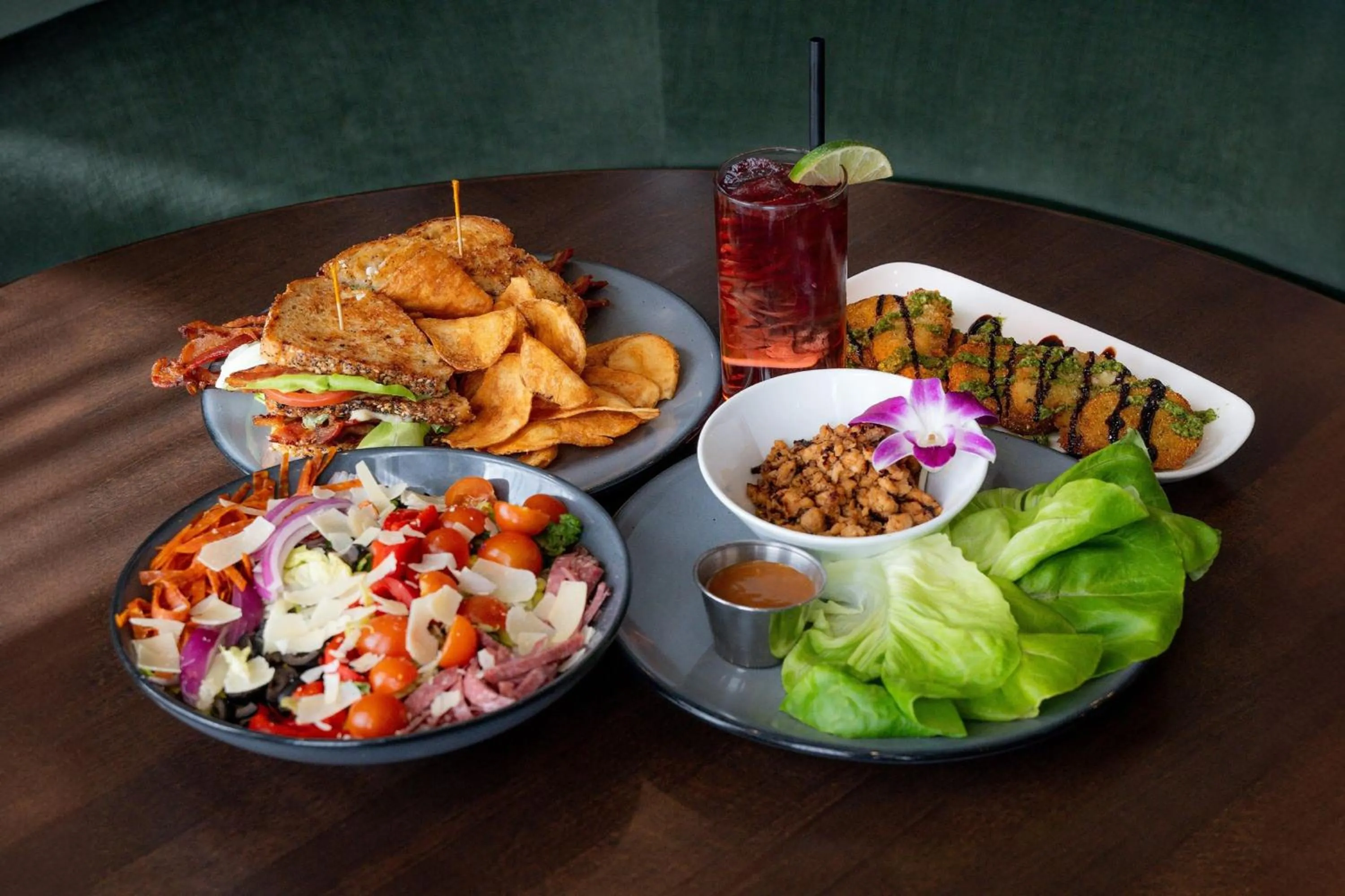 Restaurant/places to eat in Cyrus Hotel, Topeka, a Tribute Portfolio Hotel