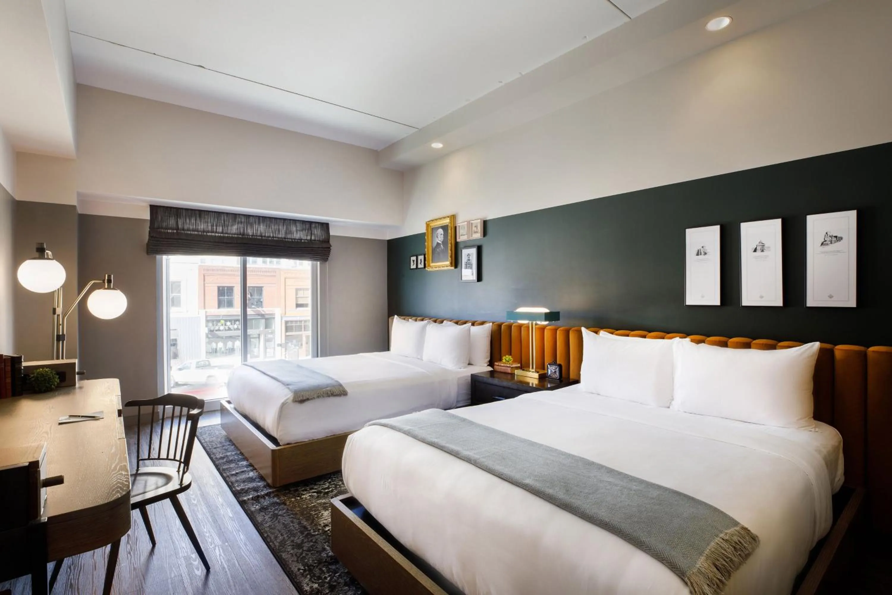 Photo of the whole room, Bed in Cyrus Hotel, Topeka, a Tribute Portfolio Hotel