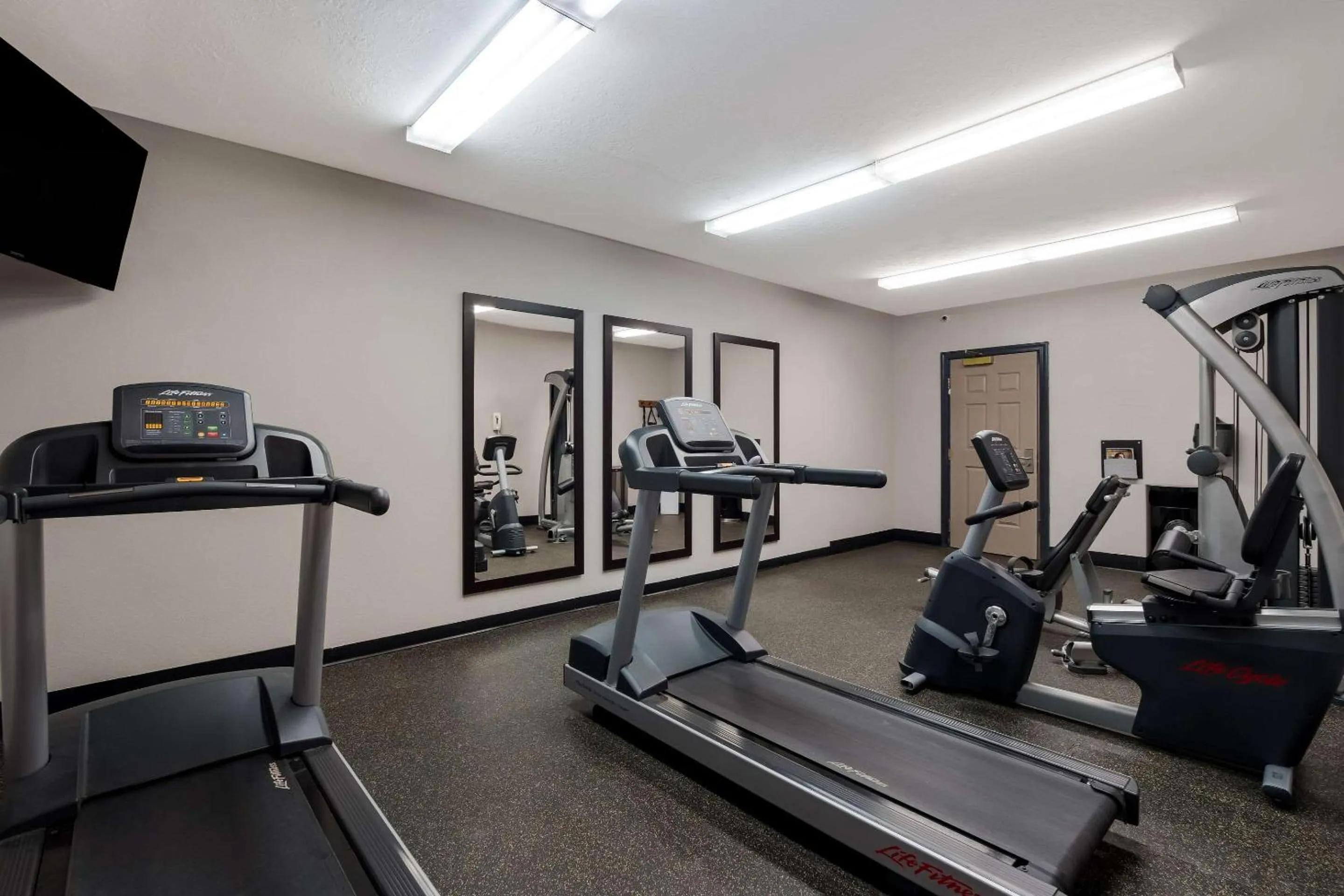 Fitness centre/facilities in Country Inn & Suites by Radisson, Augusta at I-20, GA