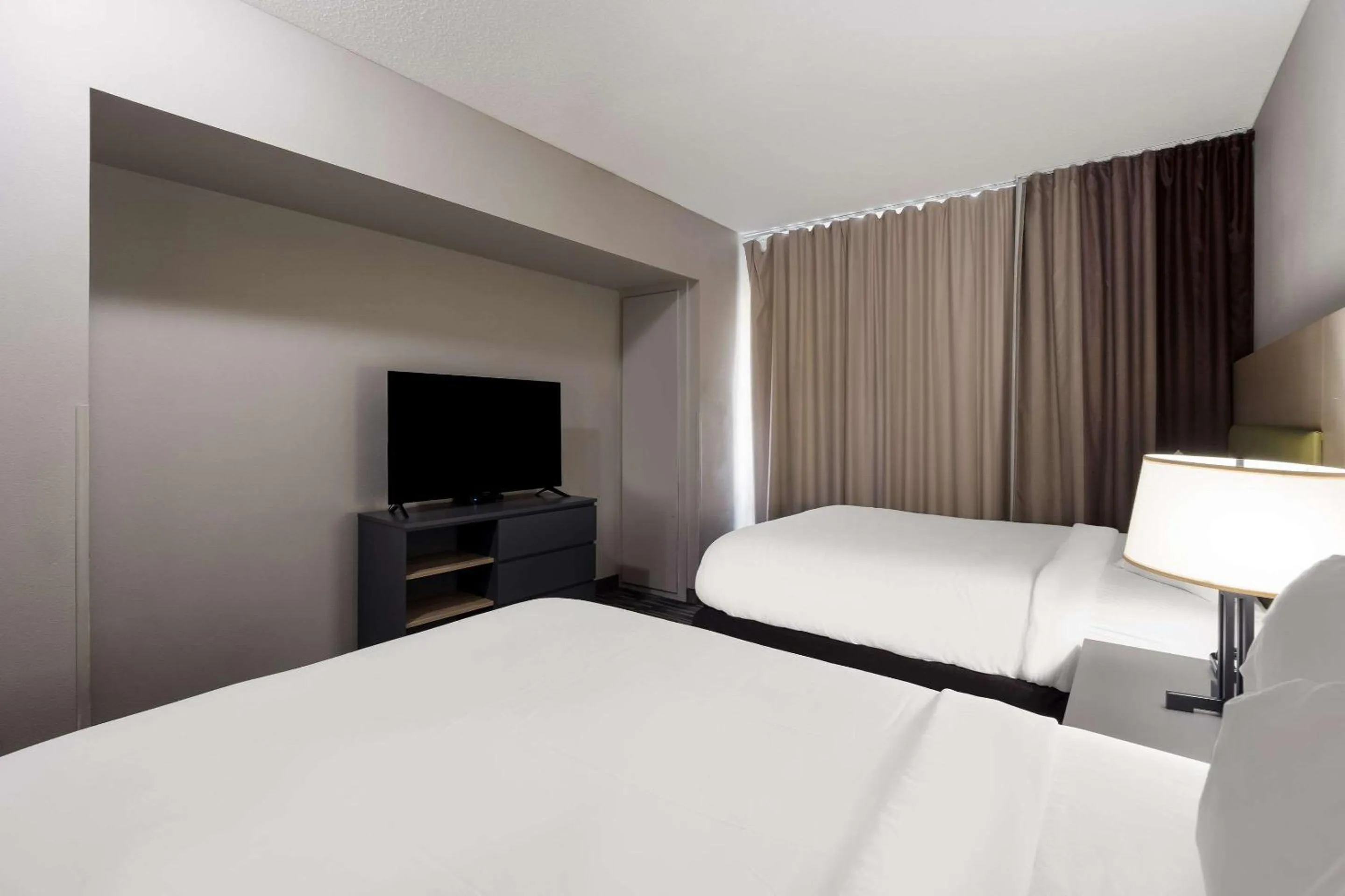 Bedroom, Bed in Country Inn & Suites by Radisson, Augusta at I-20, GA