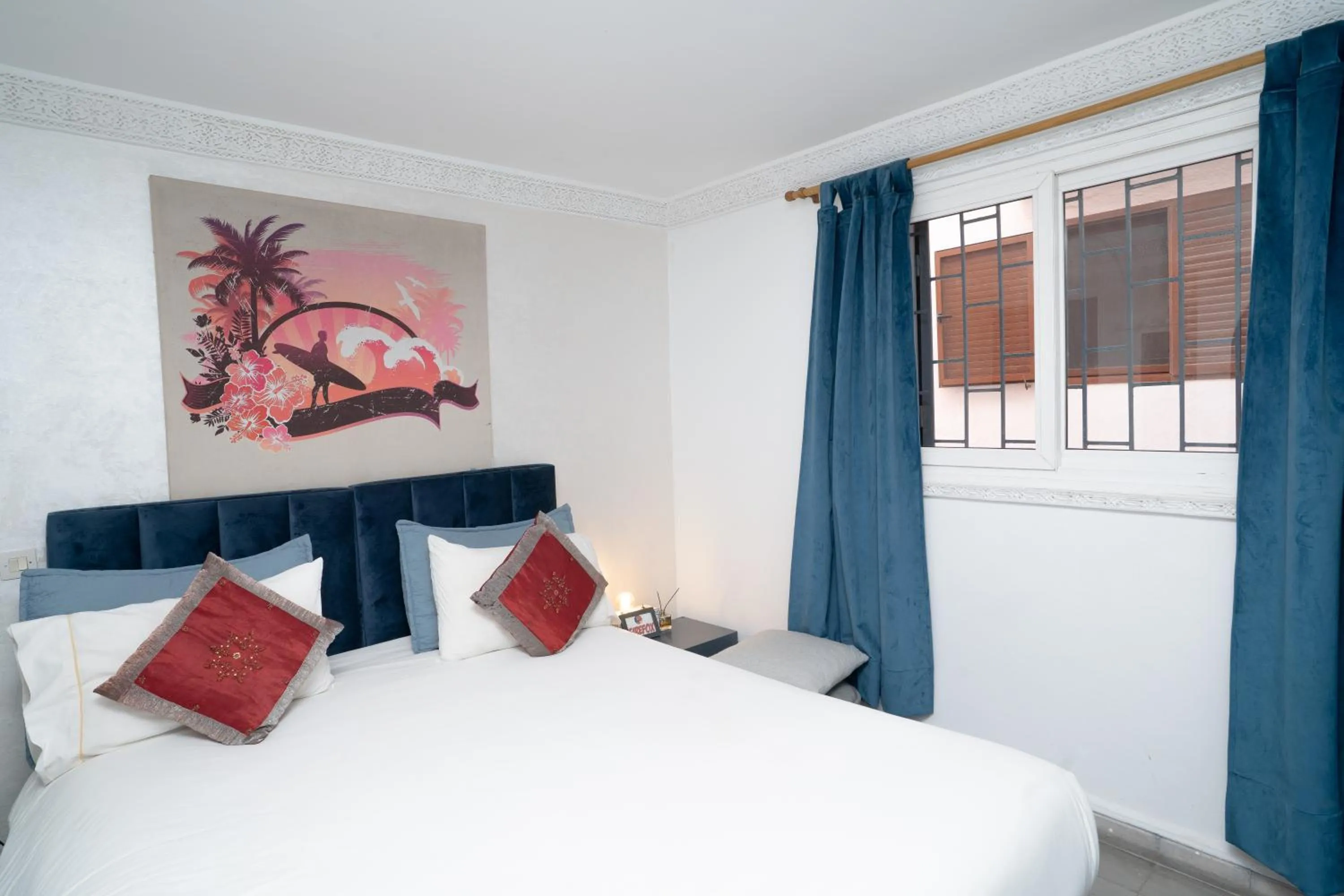 Bed in Tweets Hotel