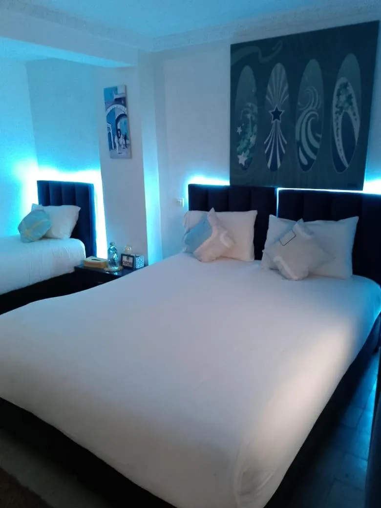 Bed in Tweets Hotel