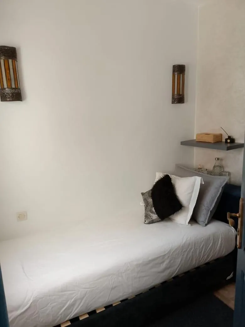 Bed in Tweets Hotel