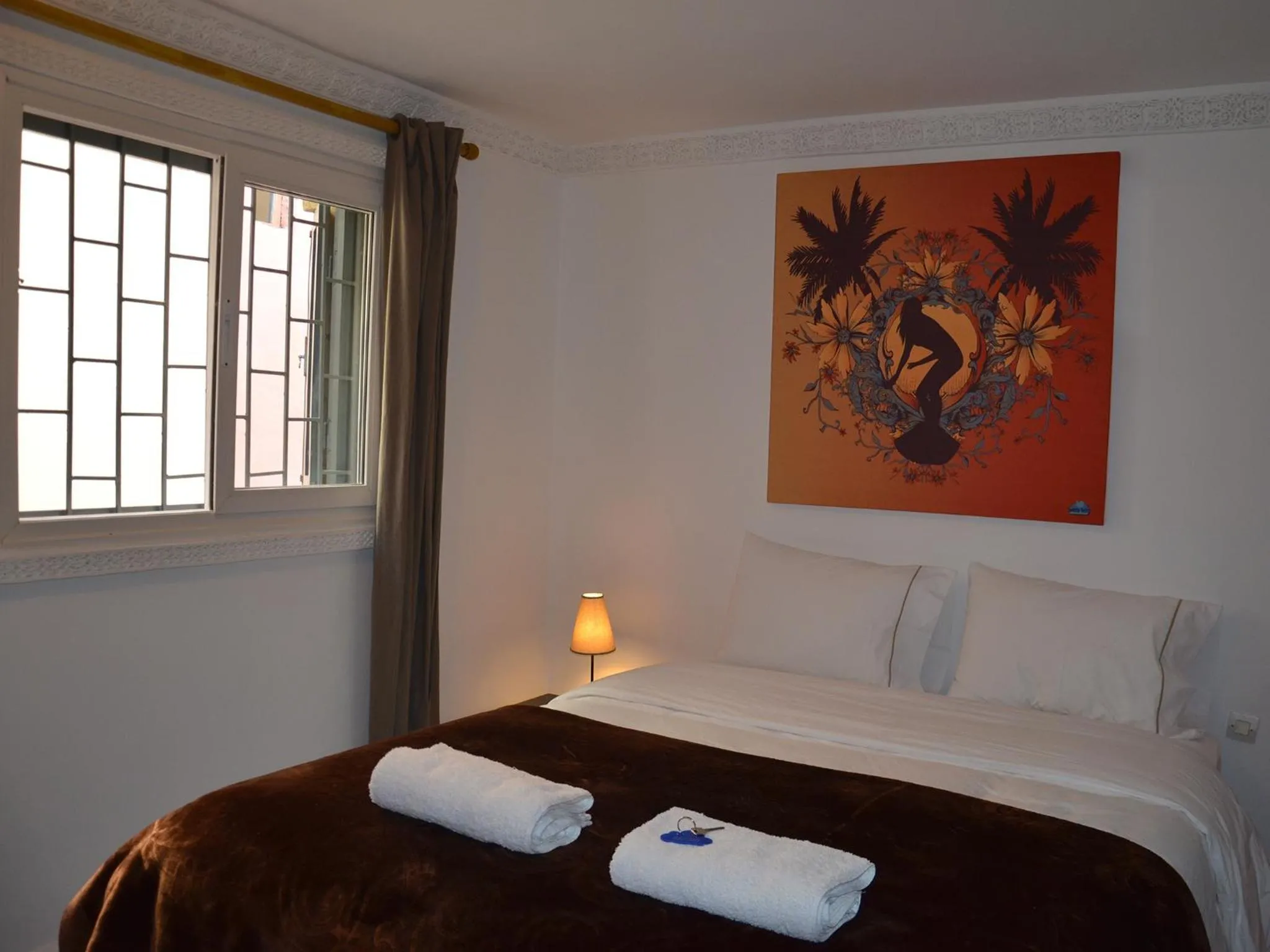 Photo of the whole room, Bed in Tweets Hotel