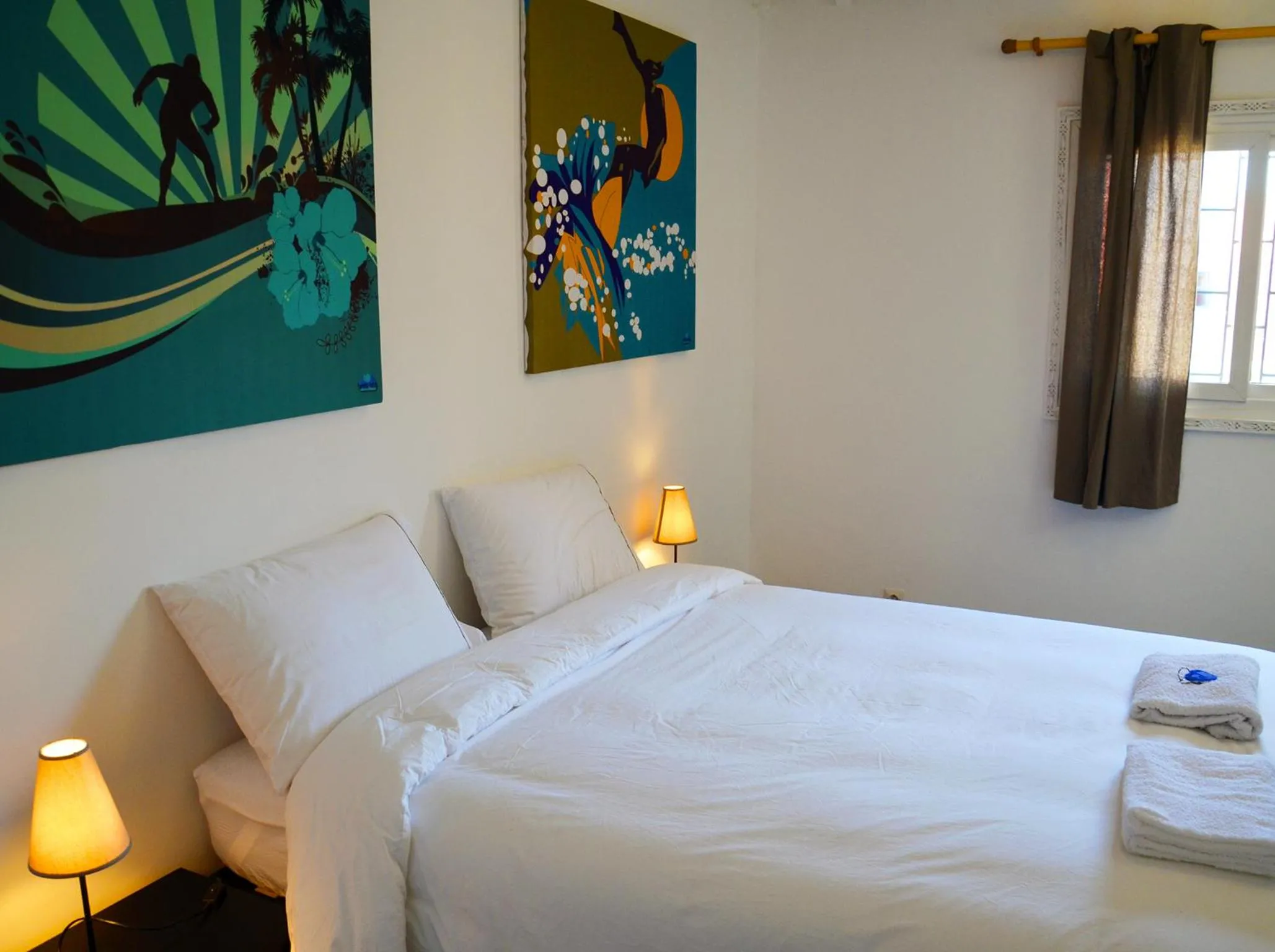 Bed in Tweets Hotel
