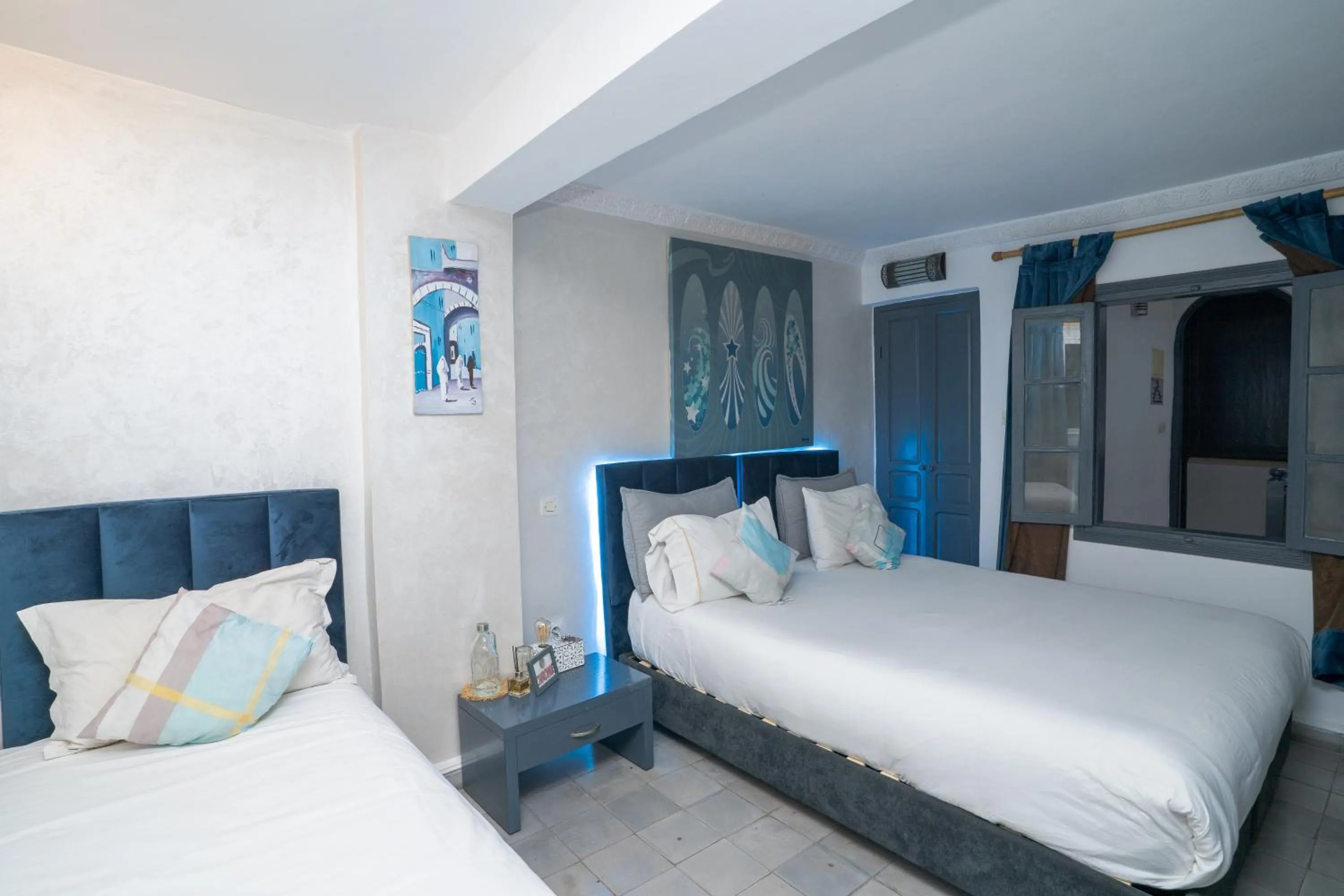 Bed in Tweets Hotel