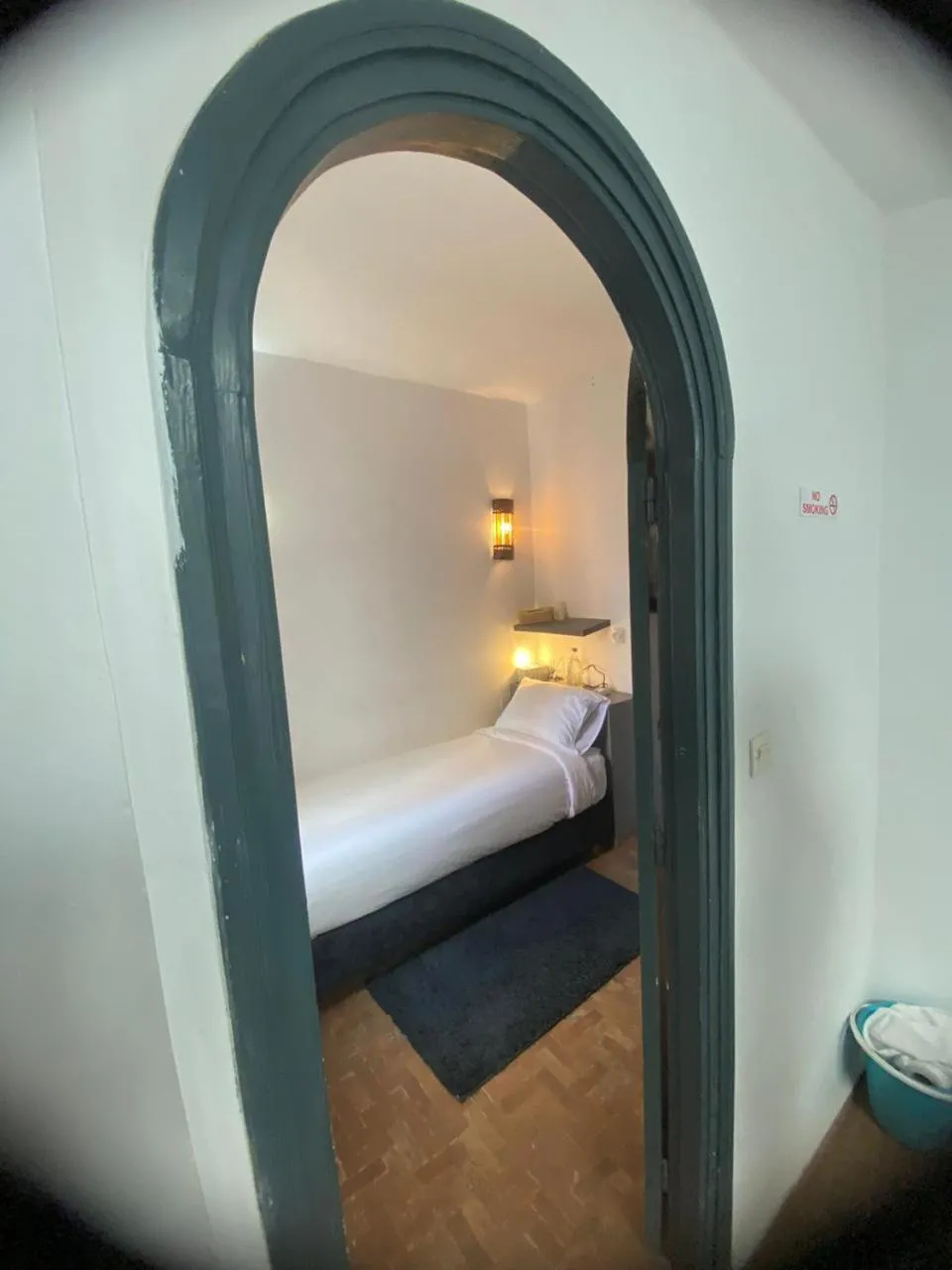Bed in Tweets Hotel