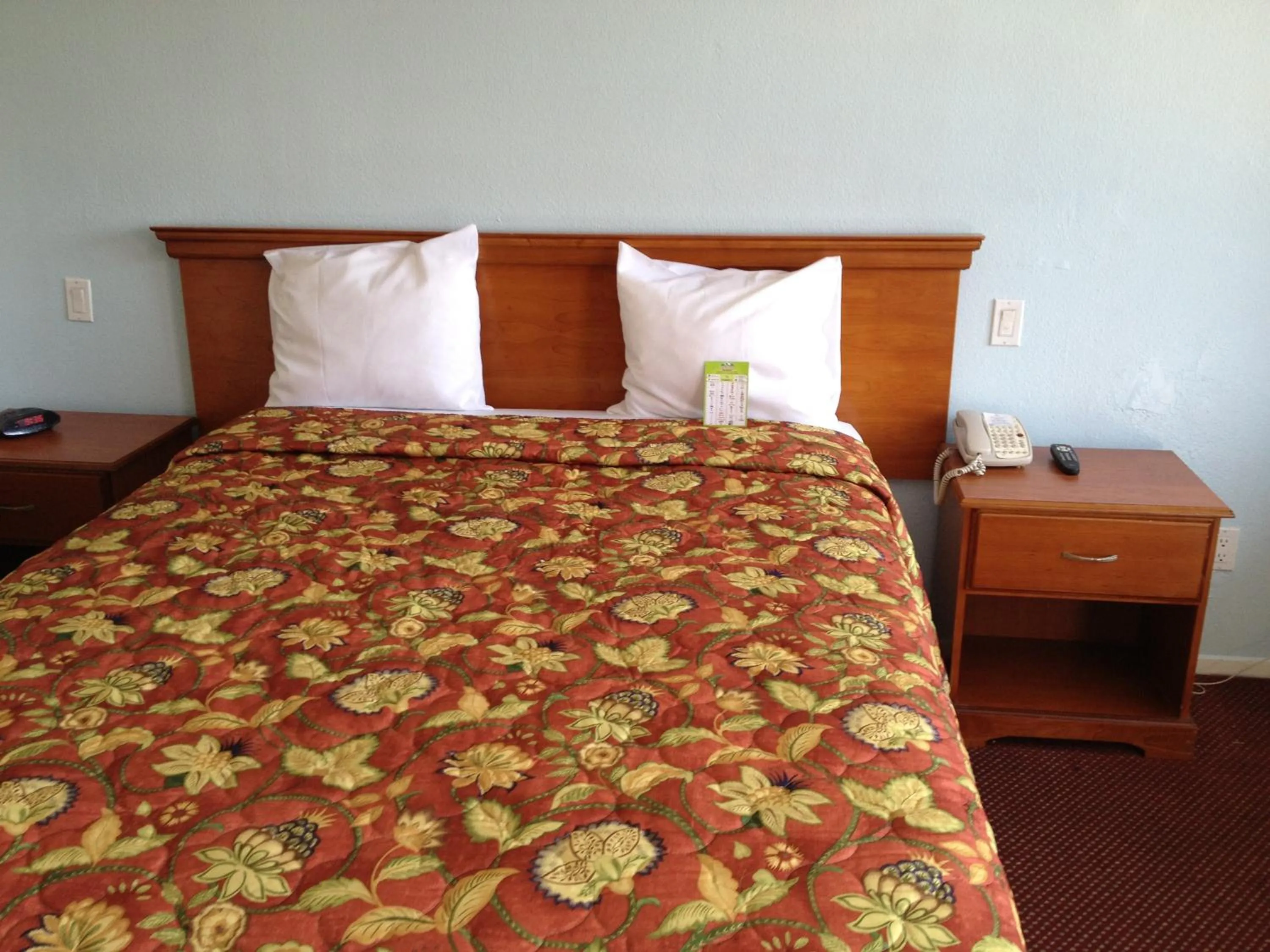 Bed in Scottish Inns