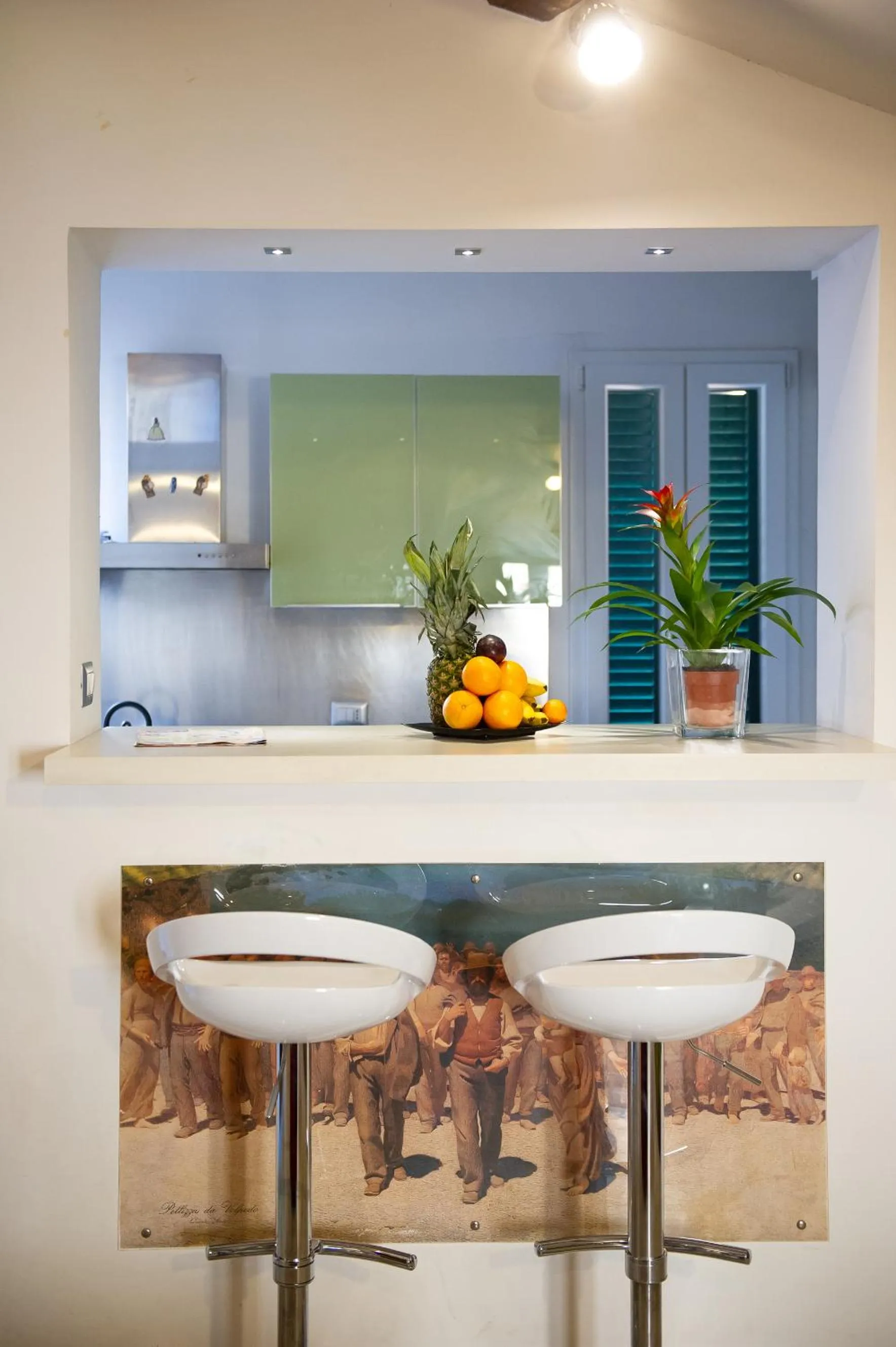 Communal kitchen in CasaJusta Trastevere