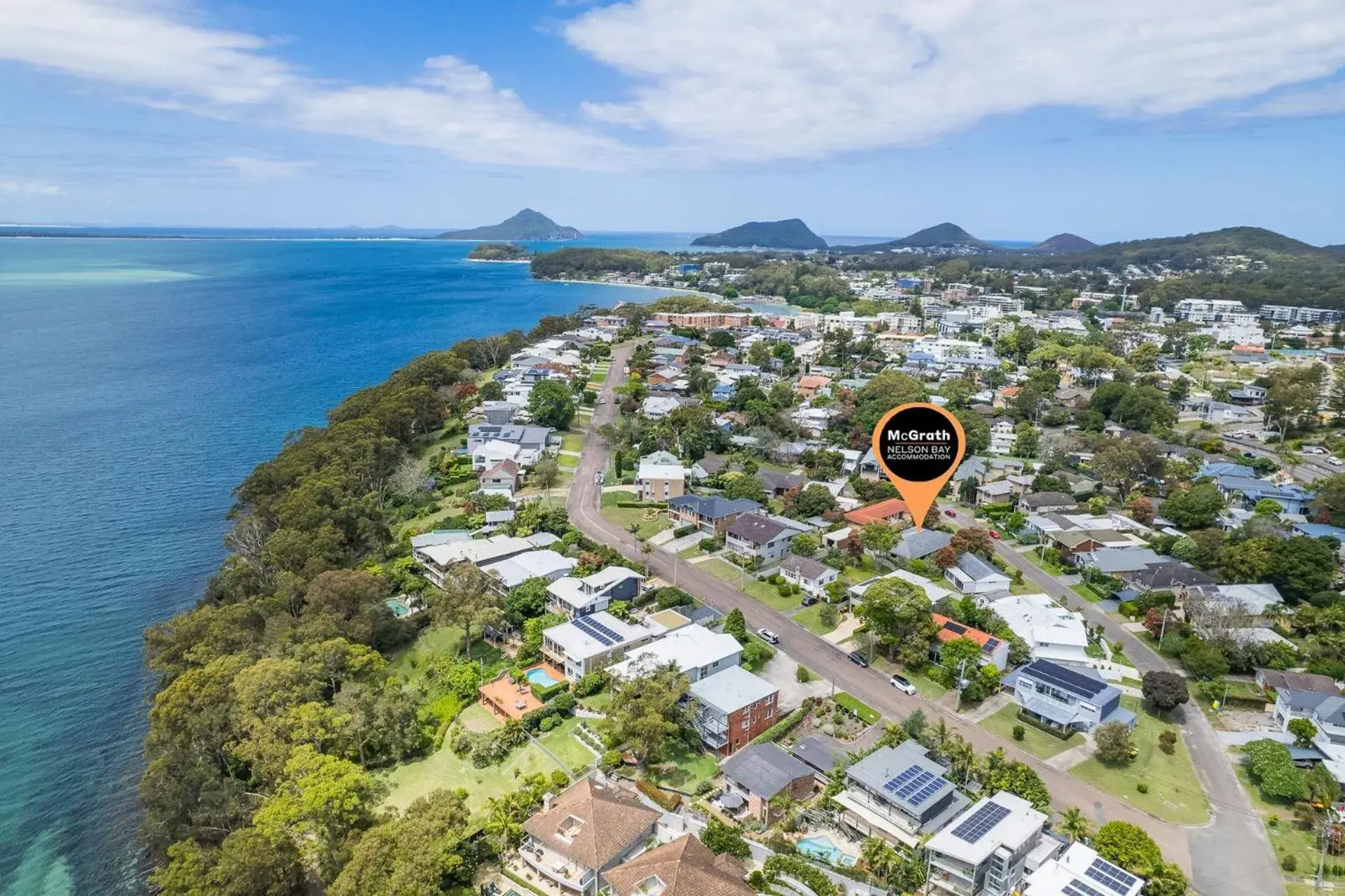 1-8 Christmas Bush Avenue - 230m to Dutchies beach 1-8 Christmas Bush Avenue - 230m to Dutchies beach