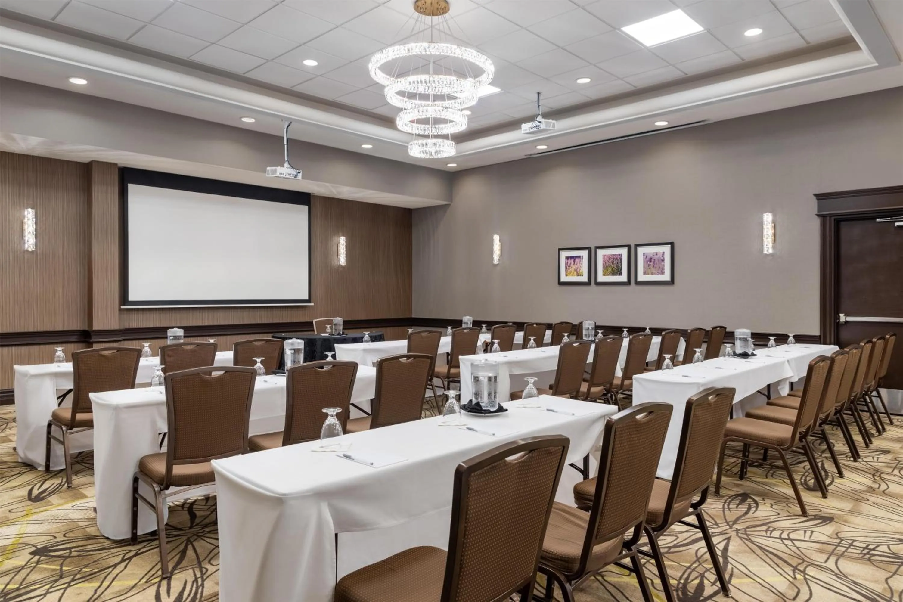 Meeting/conference room in Hilton Garden Inn Toronto/Ajax