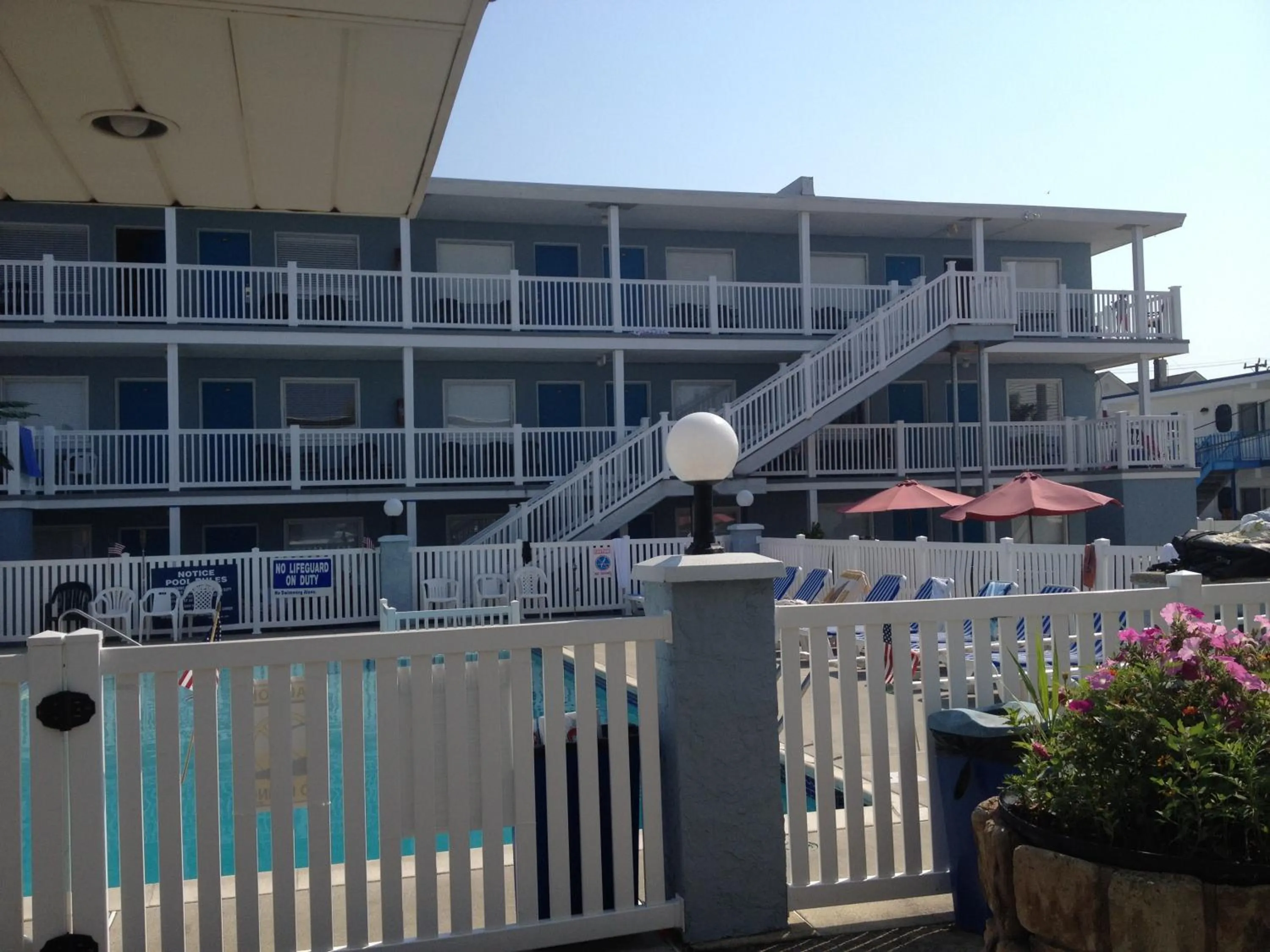 Property building in Sandy Shores Resort