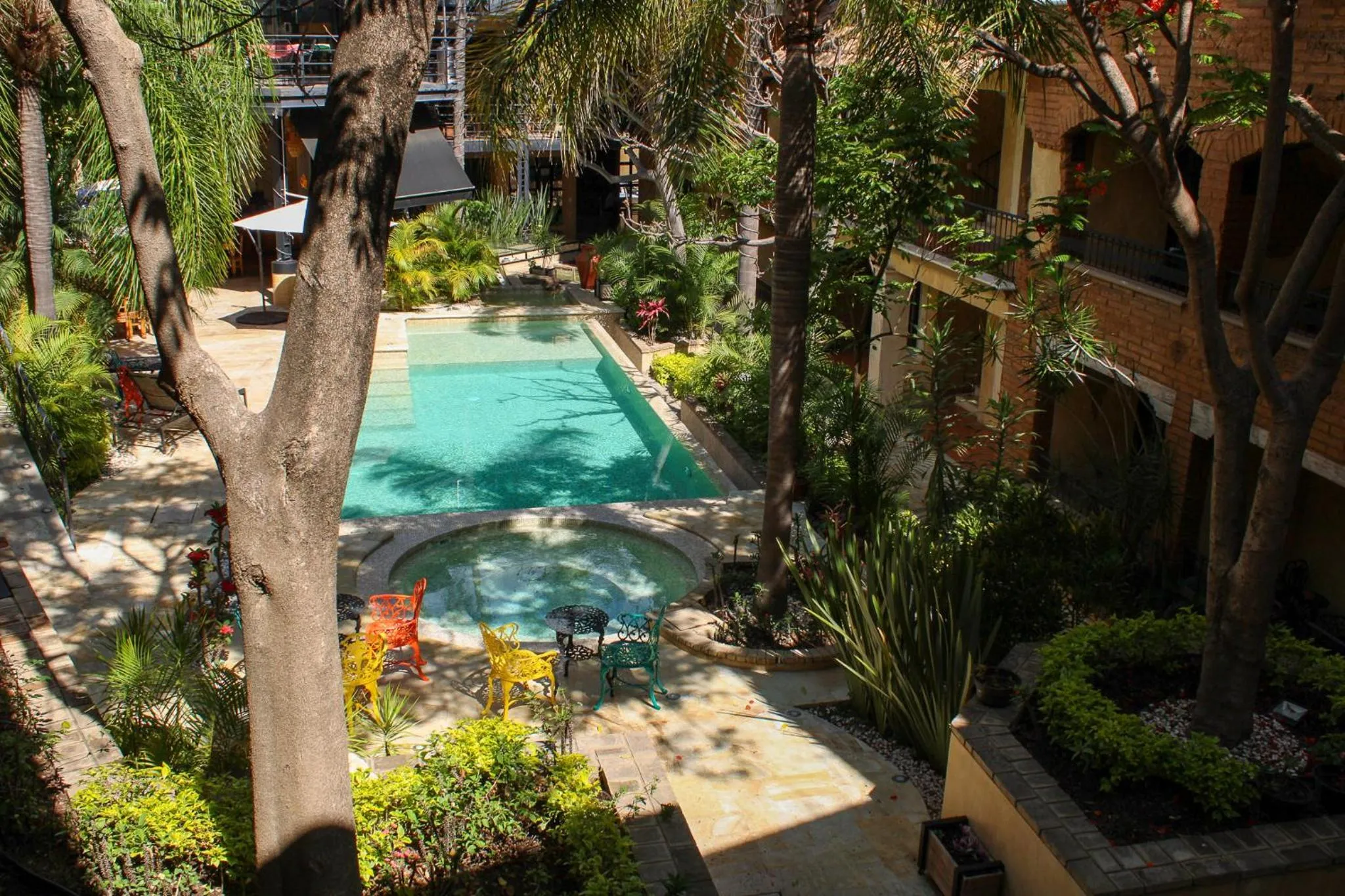 Swimming pool in Casa de Adobe Gallery & Luxury Boutique