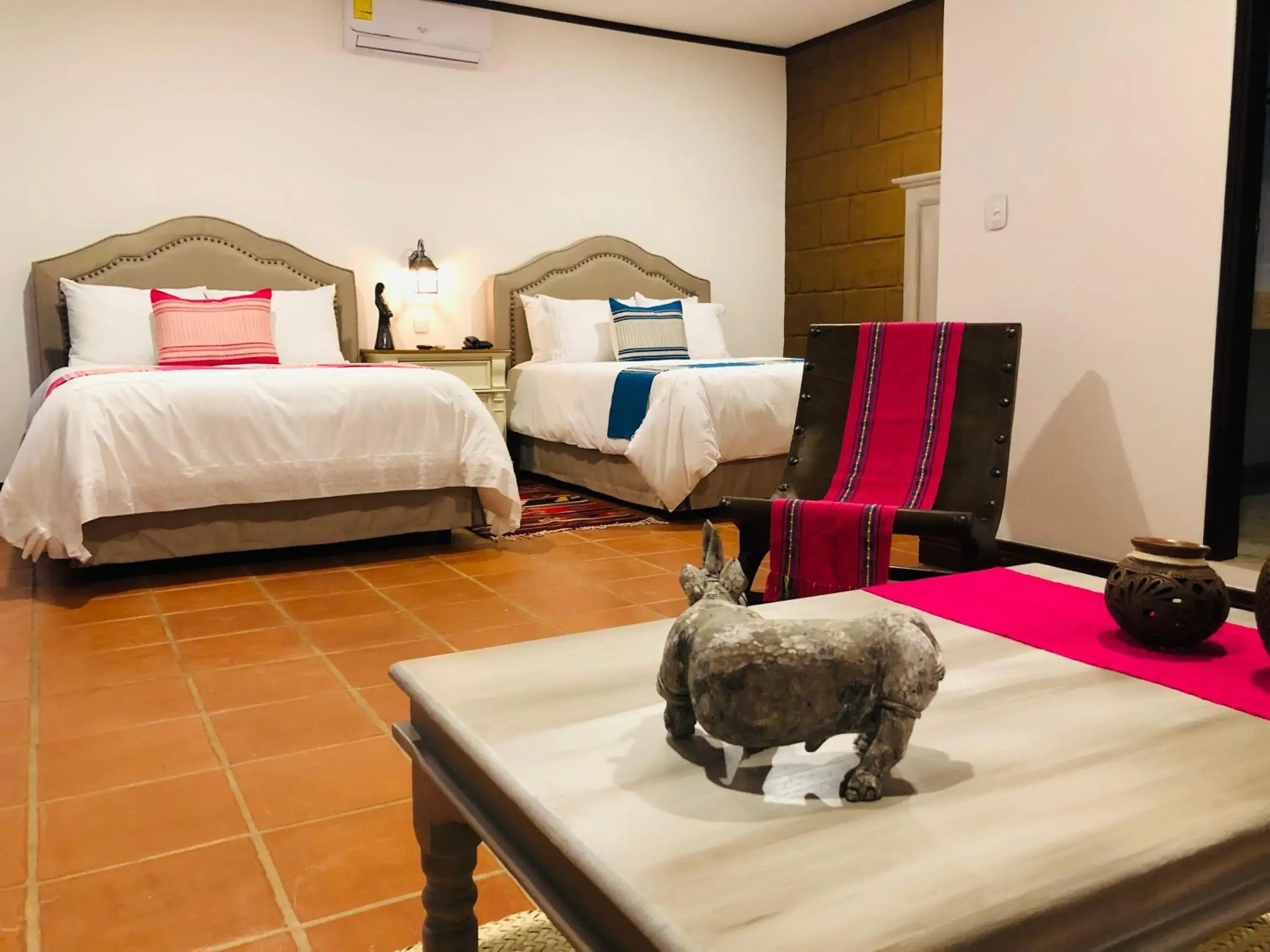 Bed in Casa de Adobe Gallery & Luxury Boutique Bed in Casa de Adobe Gallery & Luxury Boutique