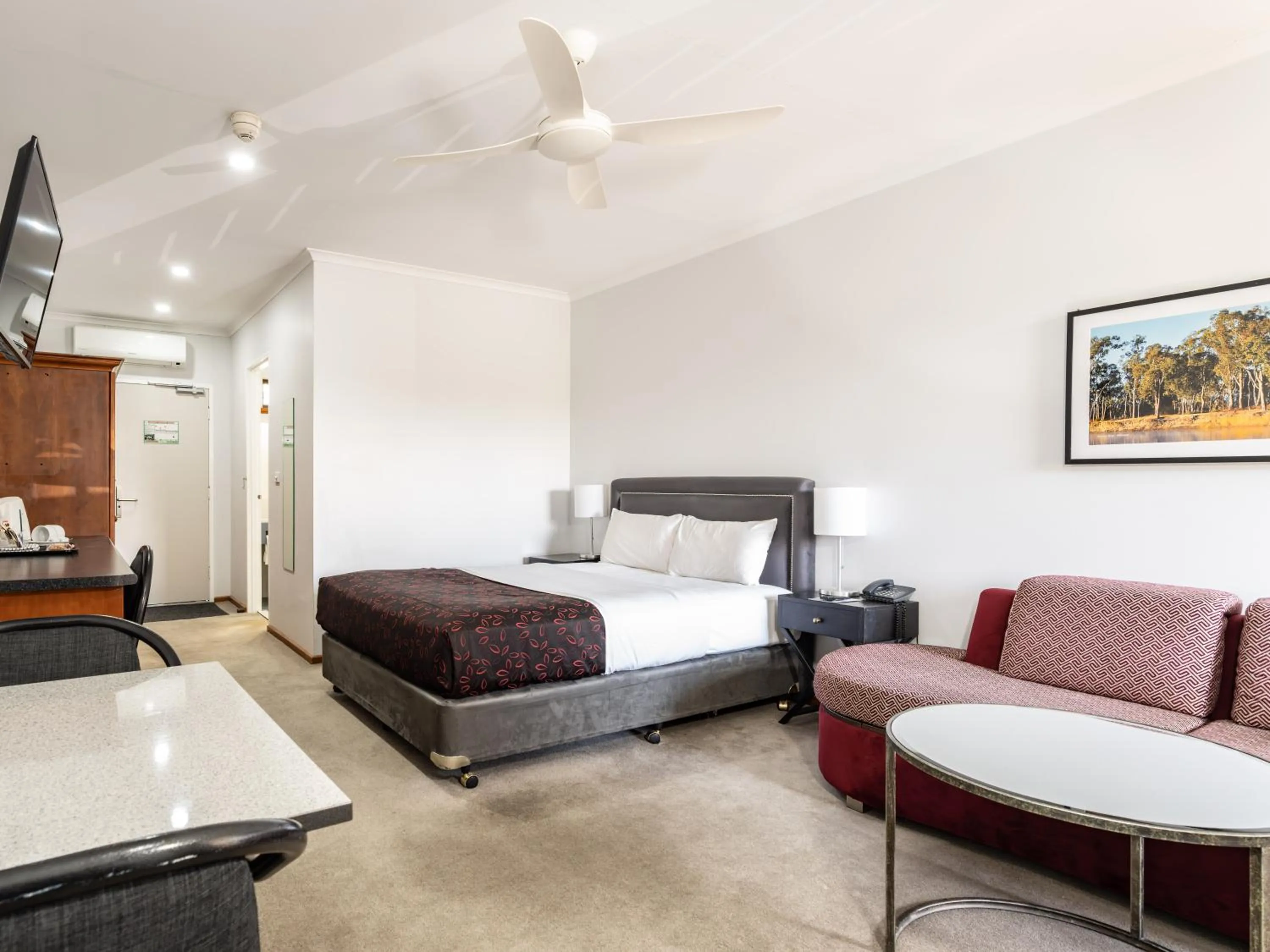 Bed in Hotel Renmark