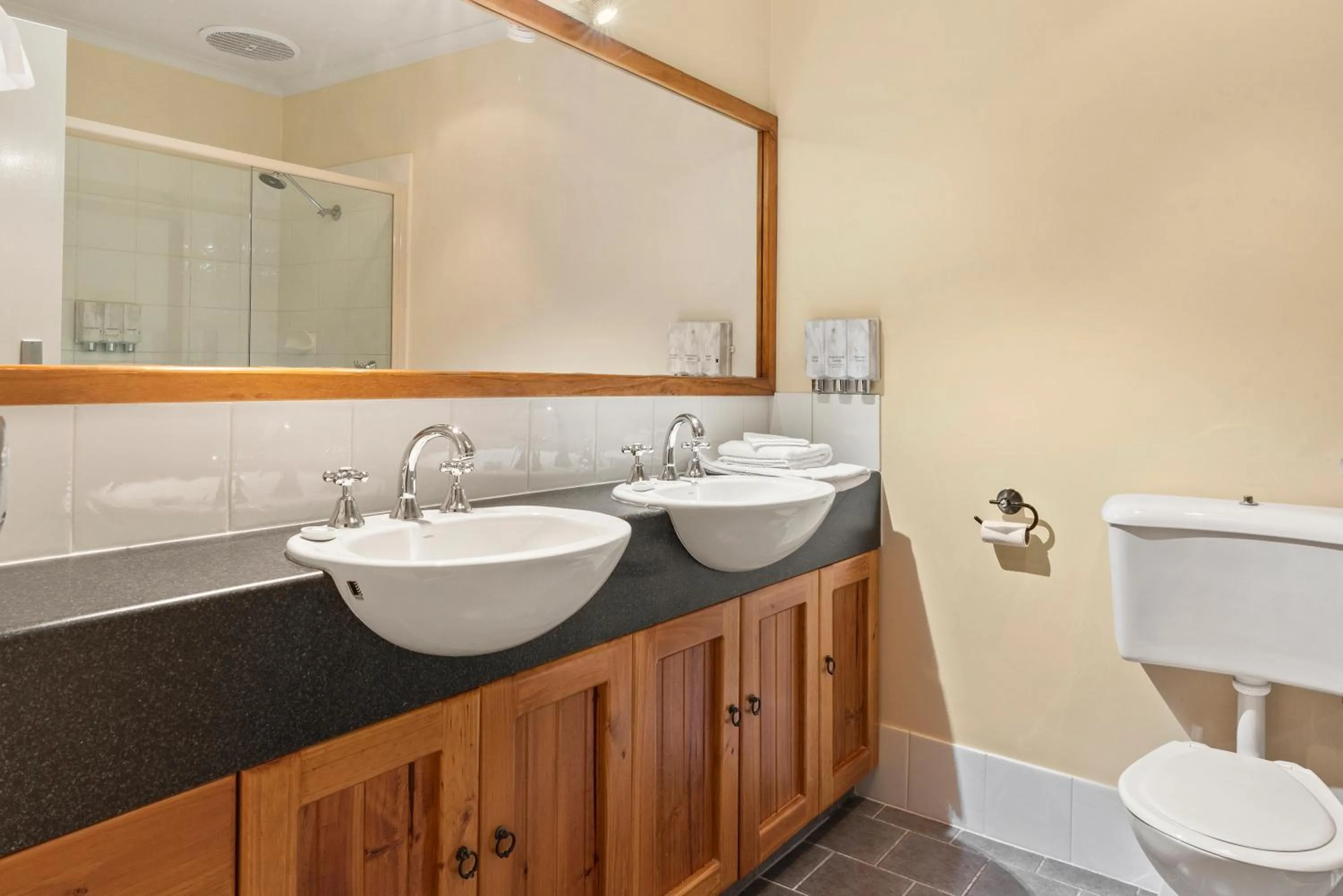 Bathroom in Hotel Renmark