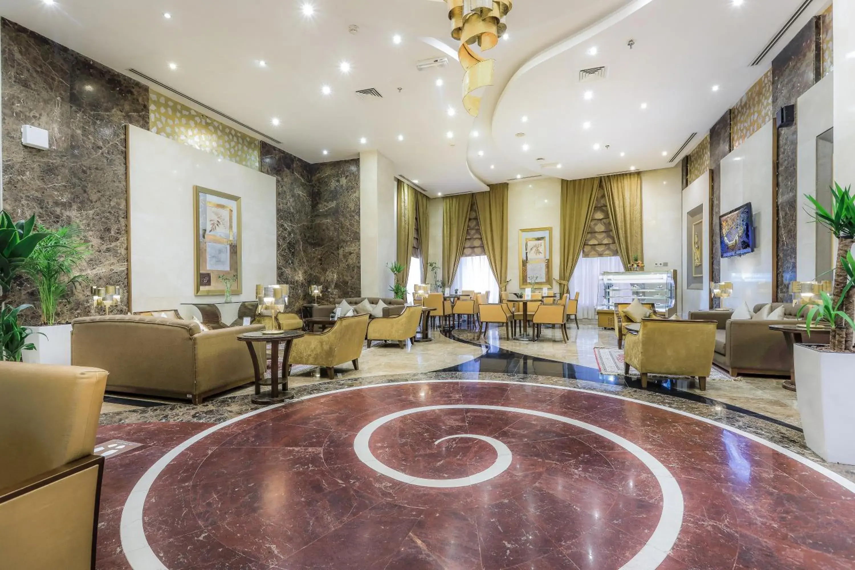 Lounge or bar in Elaf Kinda Hotel Lounge or bar in Elaf Kinda Hotel