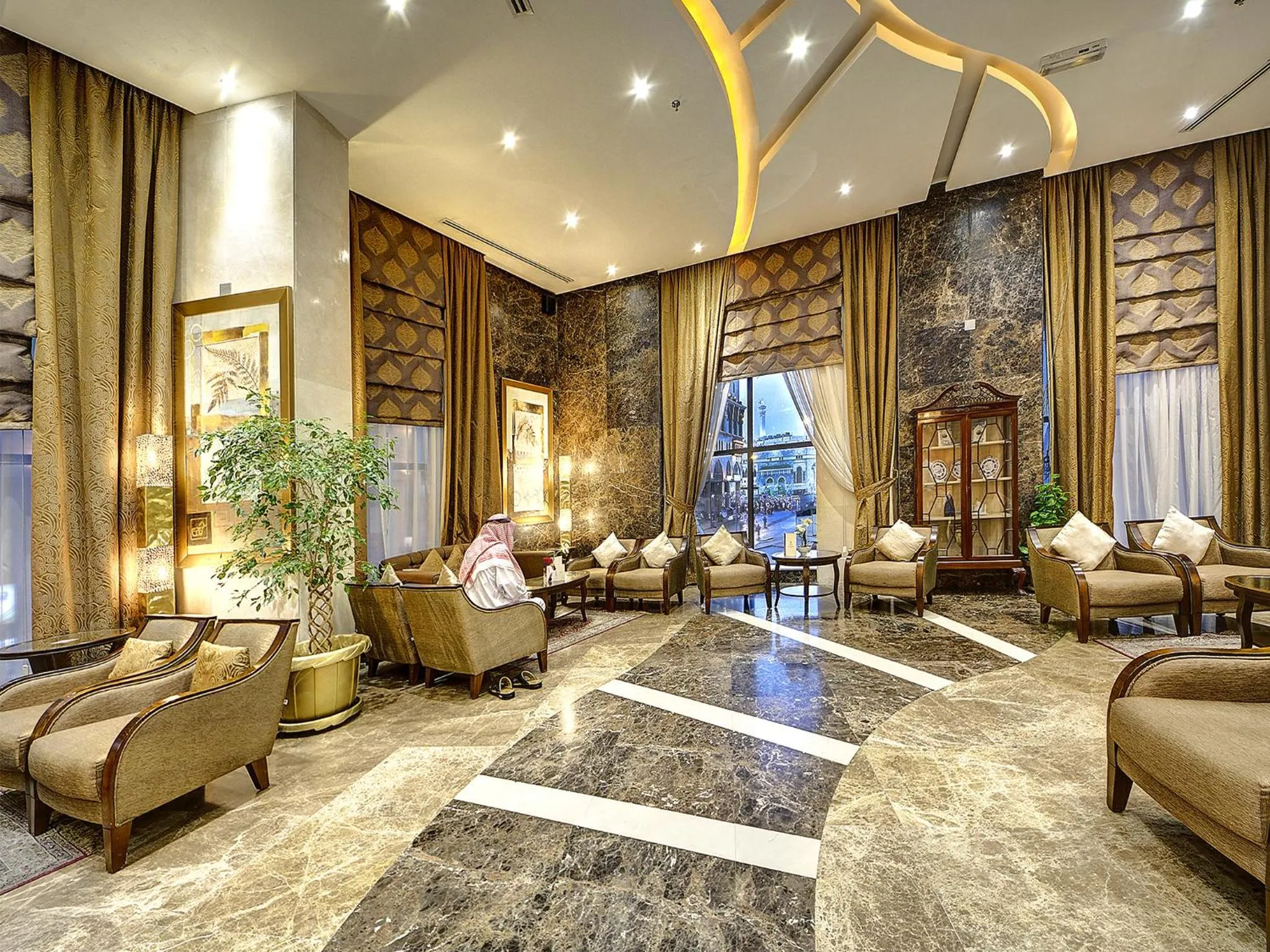 Communal lounge/ TV room in Elaf Kinda Hotel