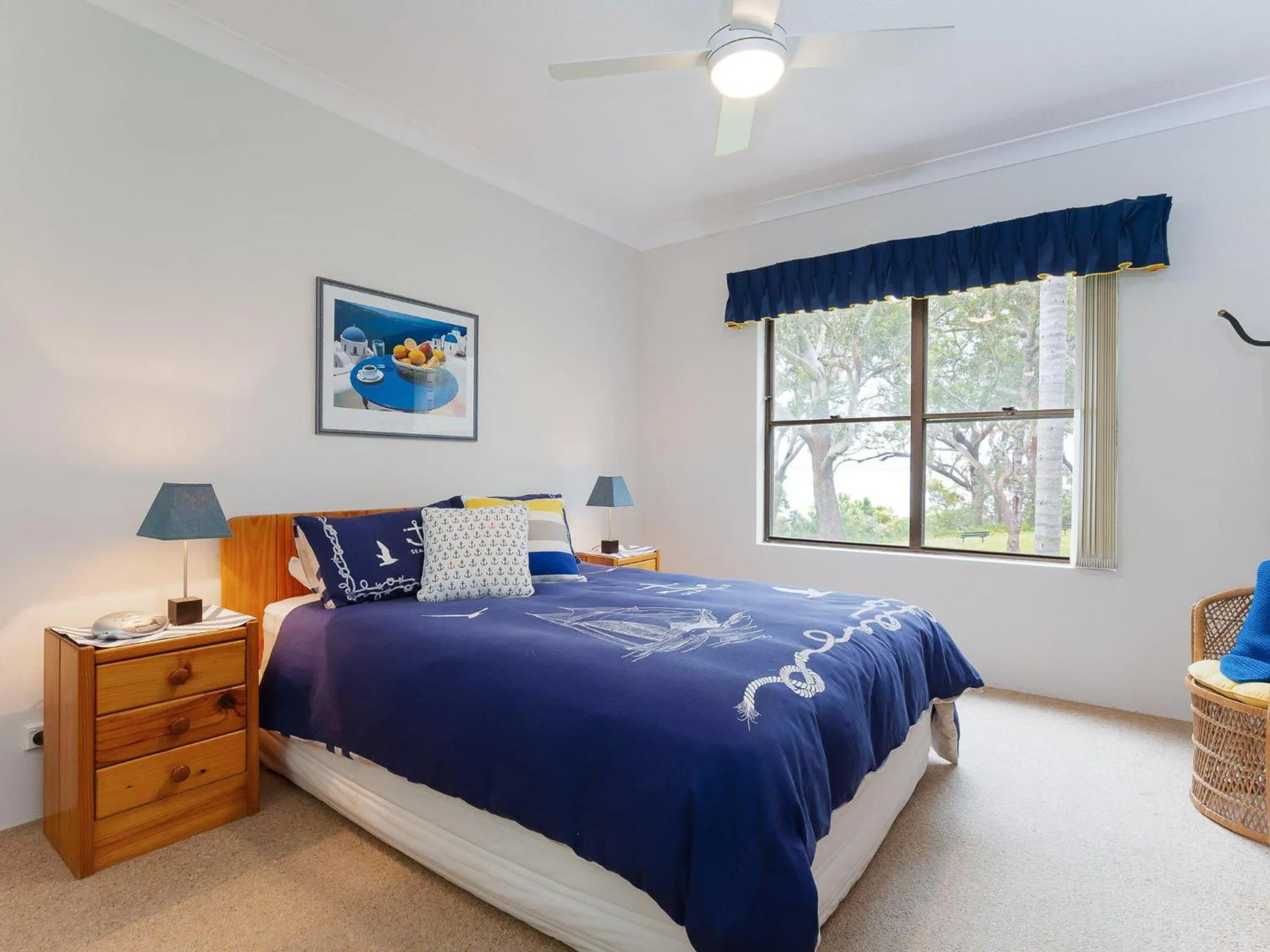 Sailfish, 4,46 Magnus Street- Unit with water views and close to town
