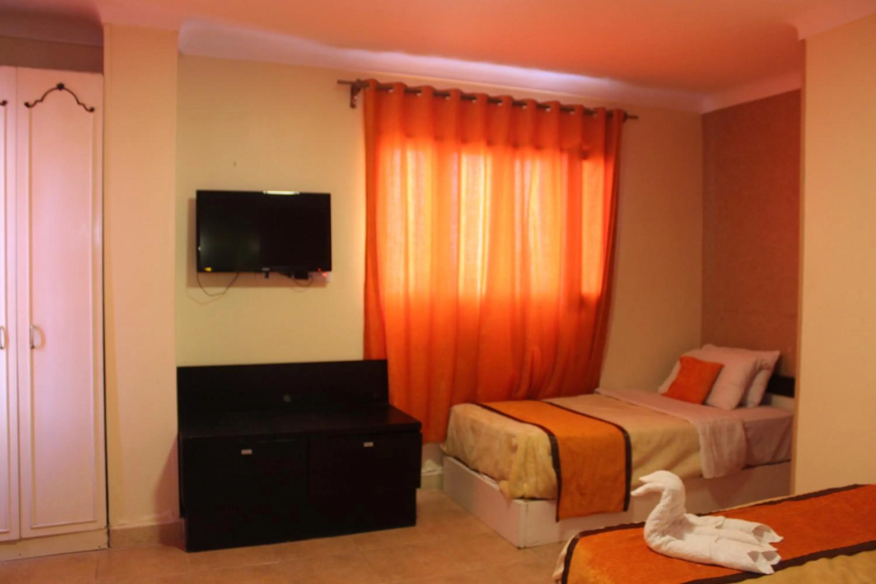 Bed in Osiris Hotel Cairo